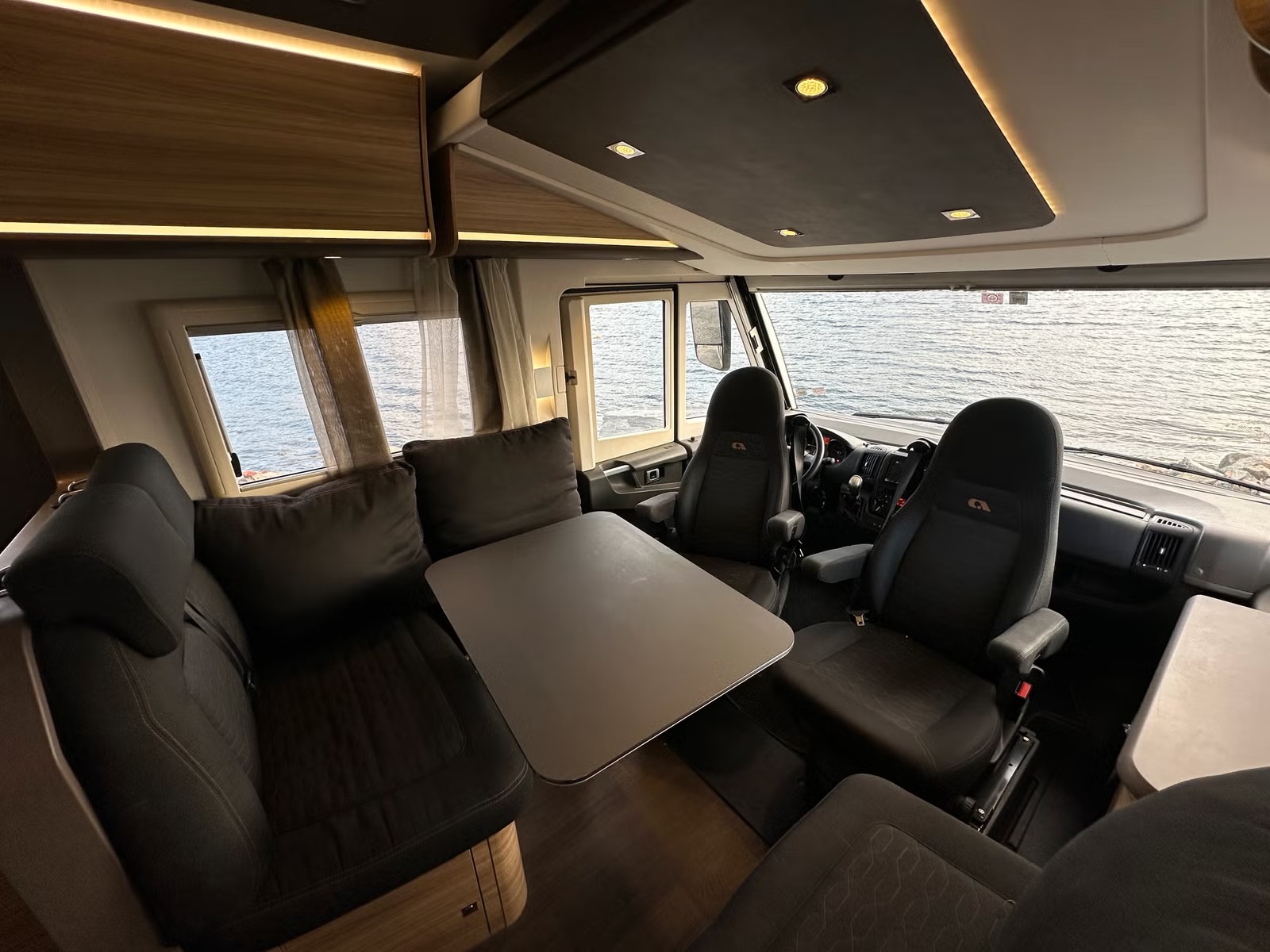 ADRIA SONIC 700 SL PLUS - Image 9