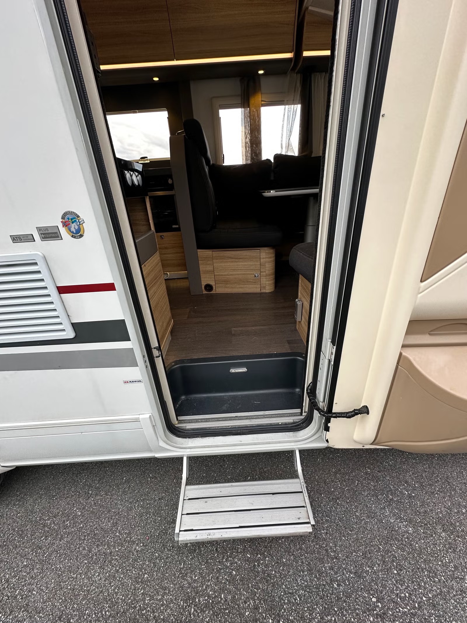 ADRIA SONIC 700 SL PLUS - Image 20