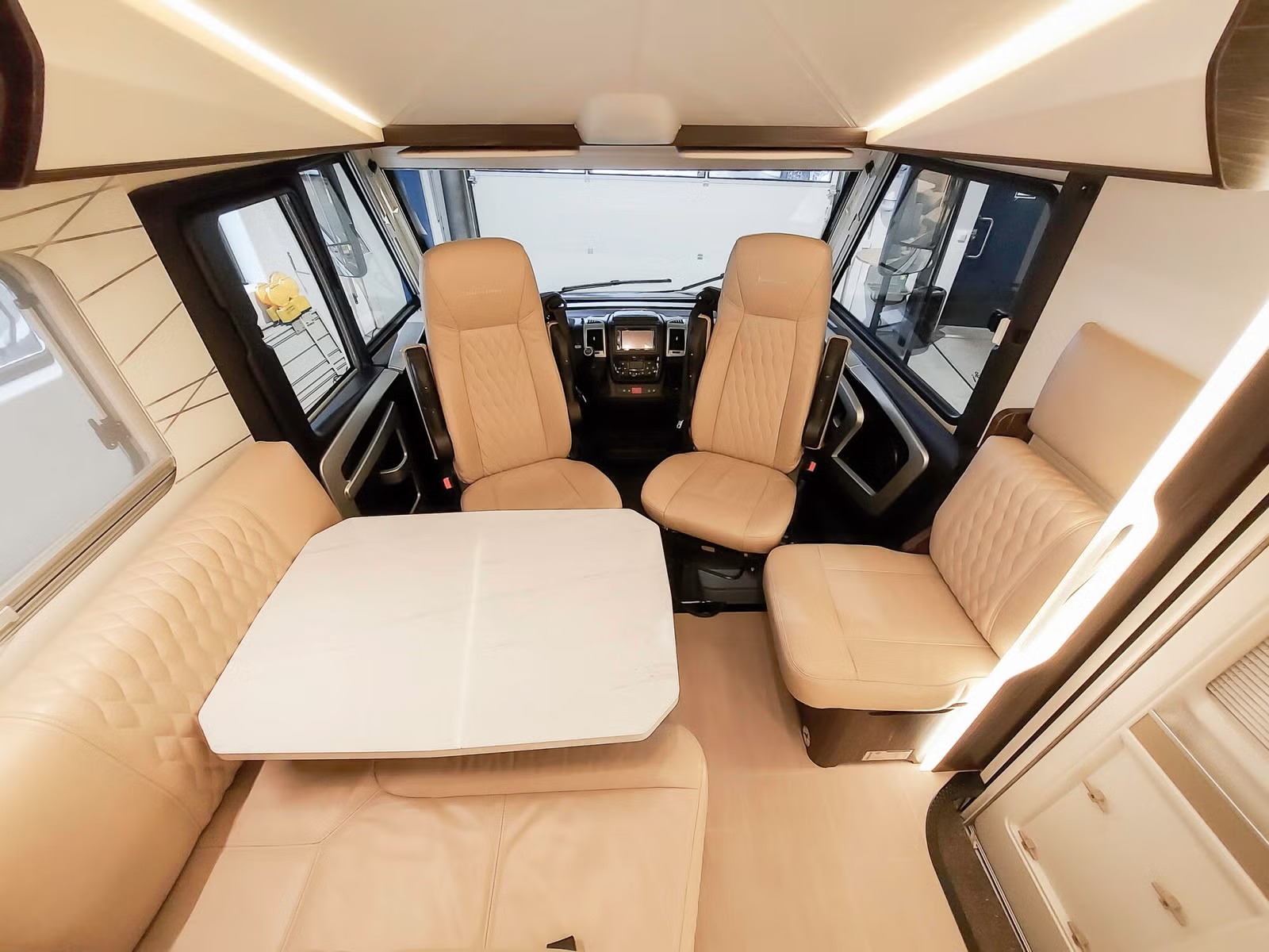 BÜRSTNER ELEGANCE i 728 G - Image 7