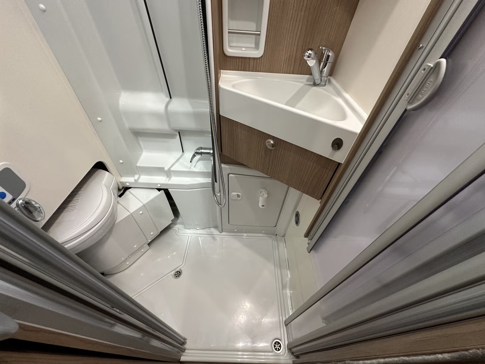 CARTHAGO MALIBU CHARMING VAN 640 GT - Image 20