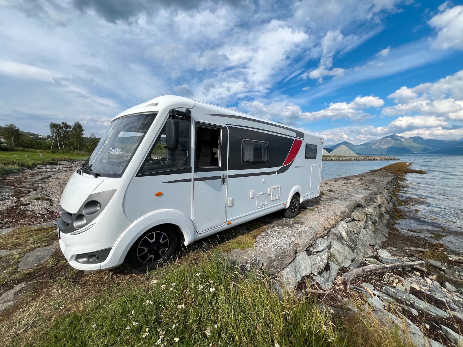 BÜRSTNER AVIANO i 690 G - Image 3