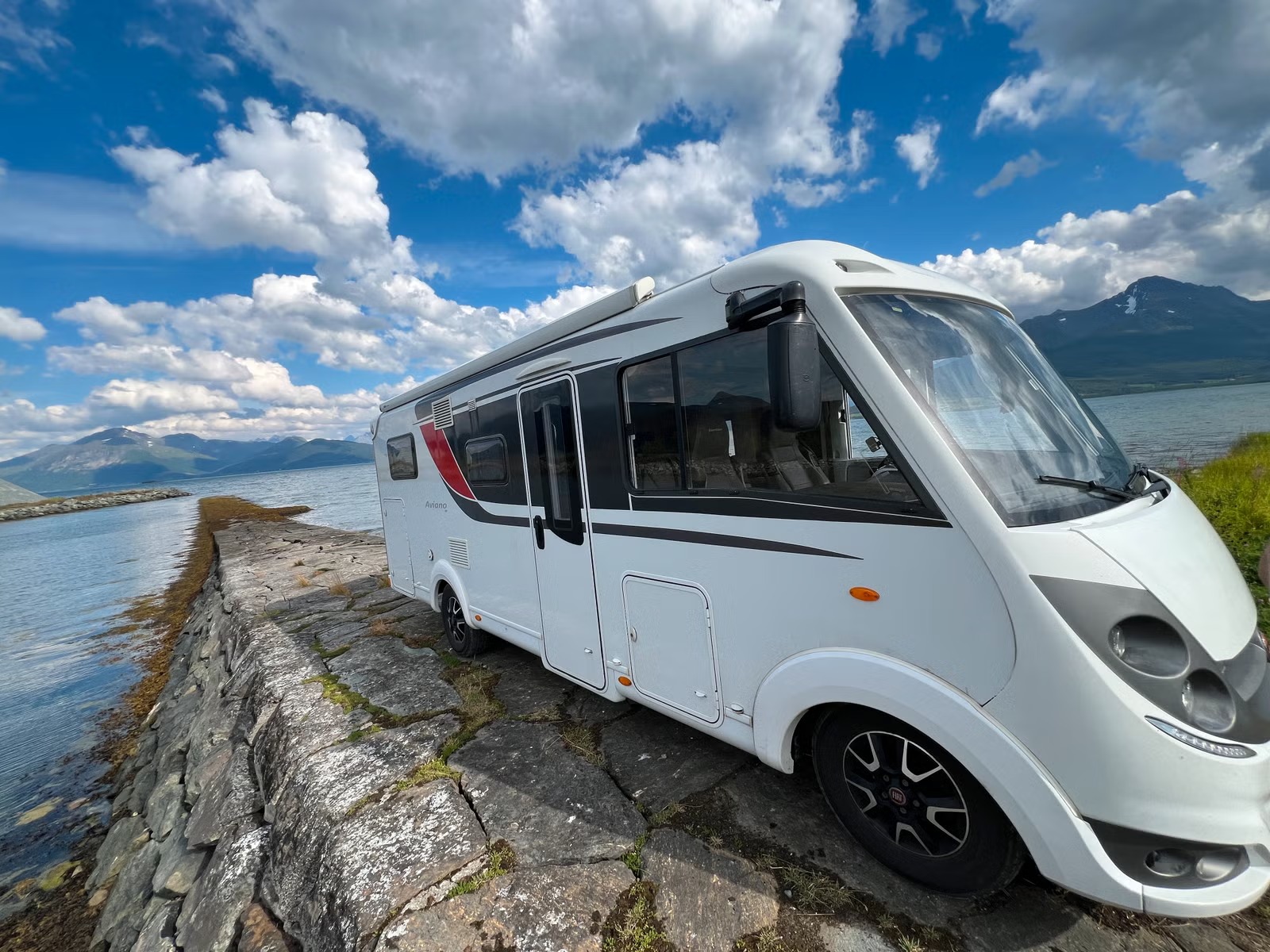 BÜRSTNER AVIANO i 690 G - Image 5