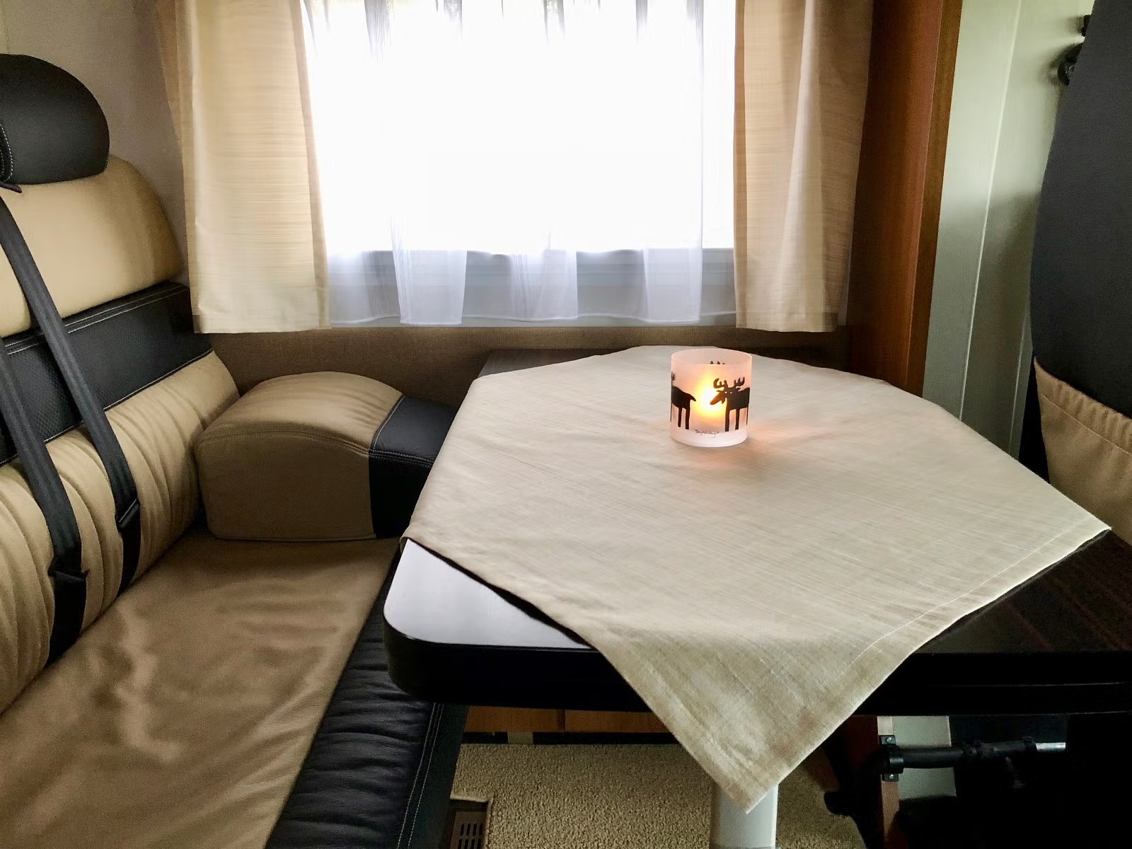 DETHLEFFS MAGIC EDITION BLACK T 7151-4 DBM - Image 10