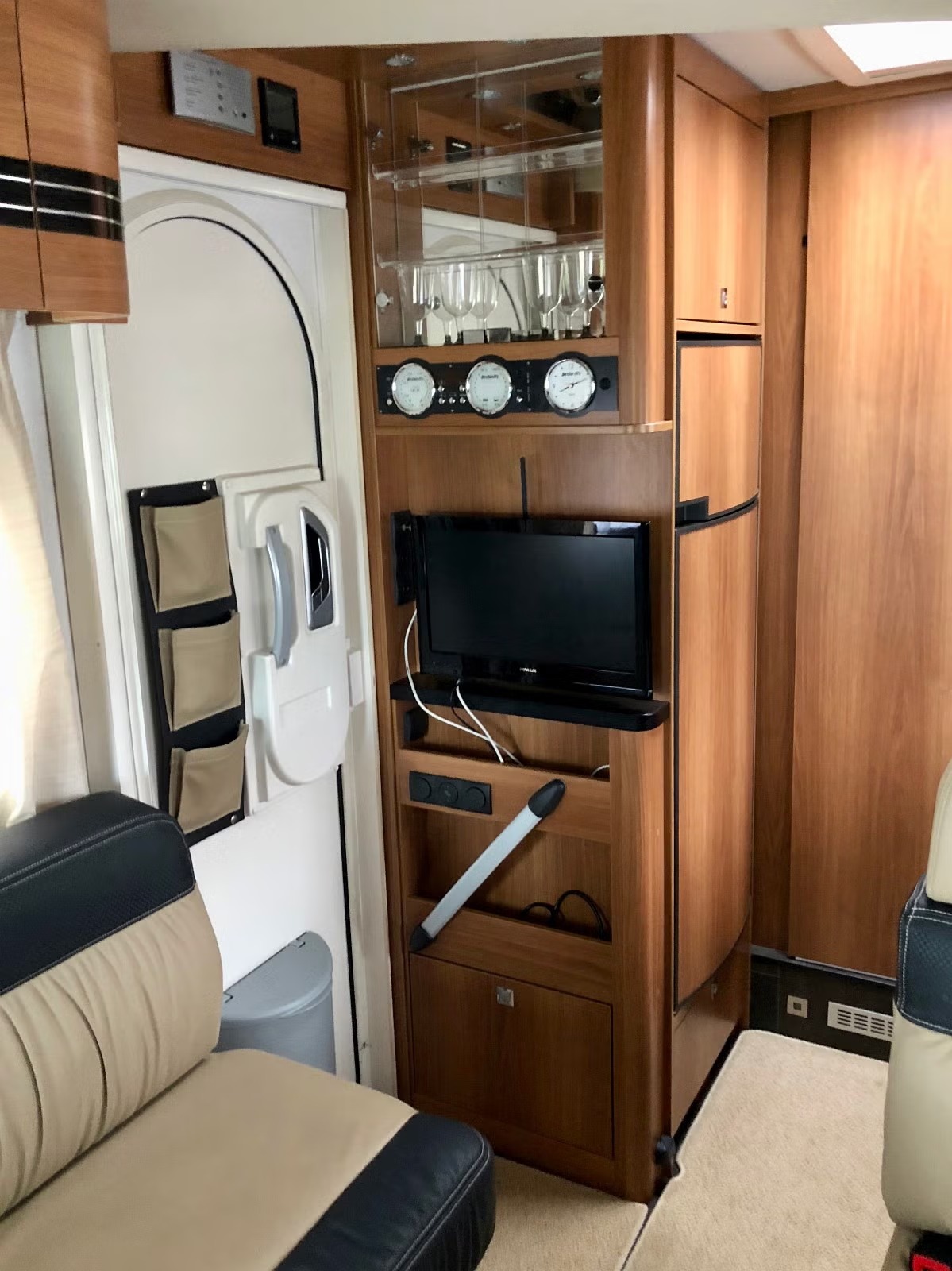 DETHLEFFS MAGIC EDITION BLACK T 7151-4 DBM - Image 11