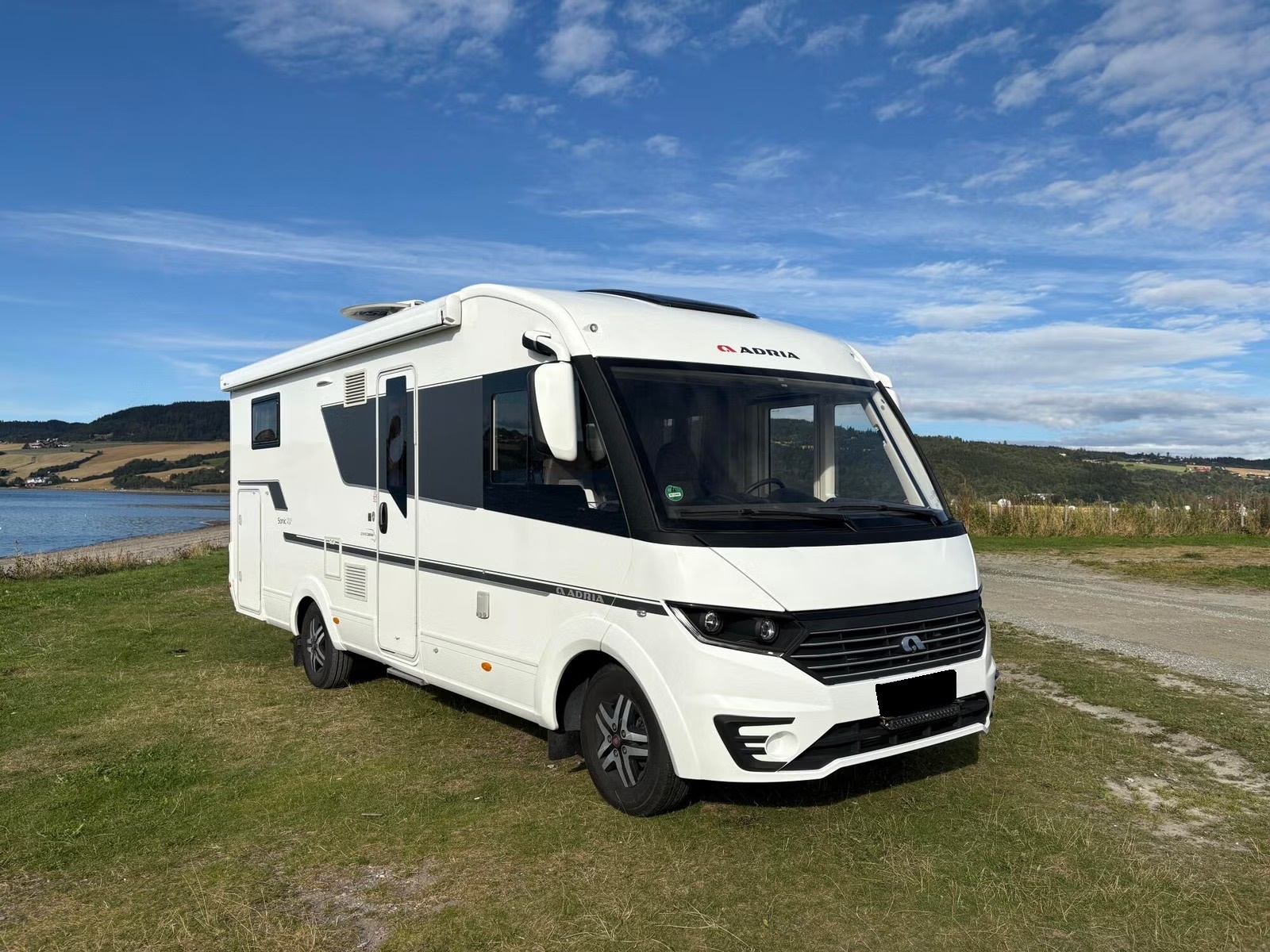 ADRIA SONIC 700 SL PLUS - Image 2