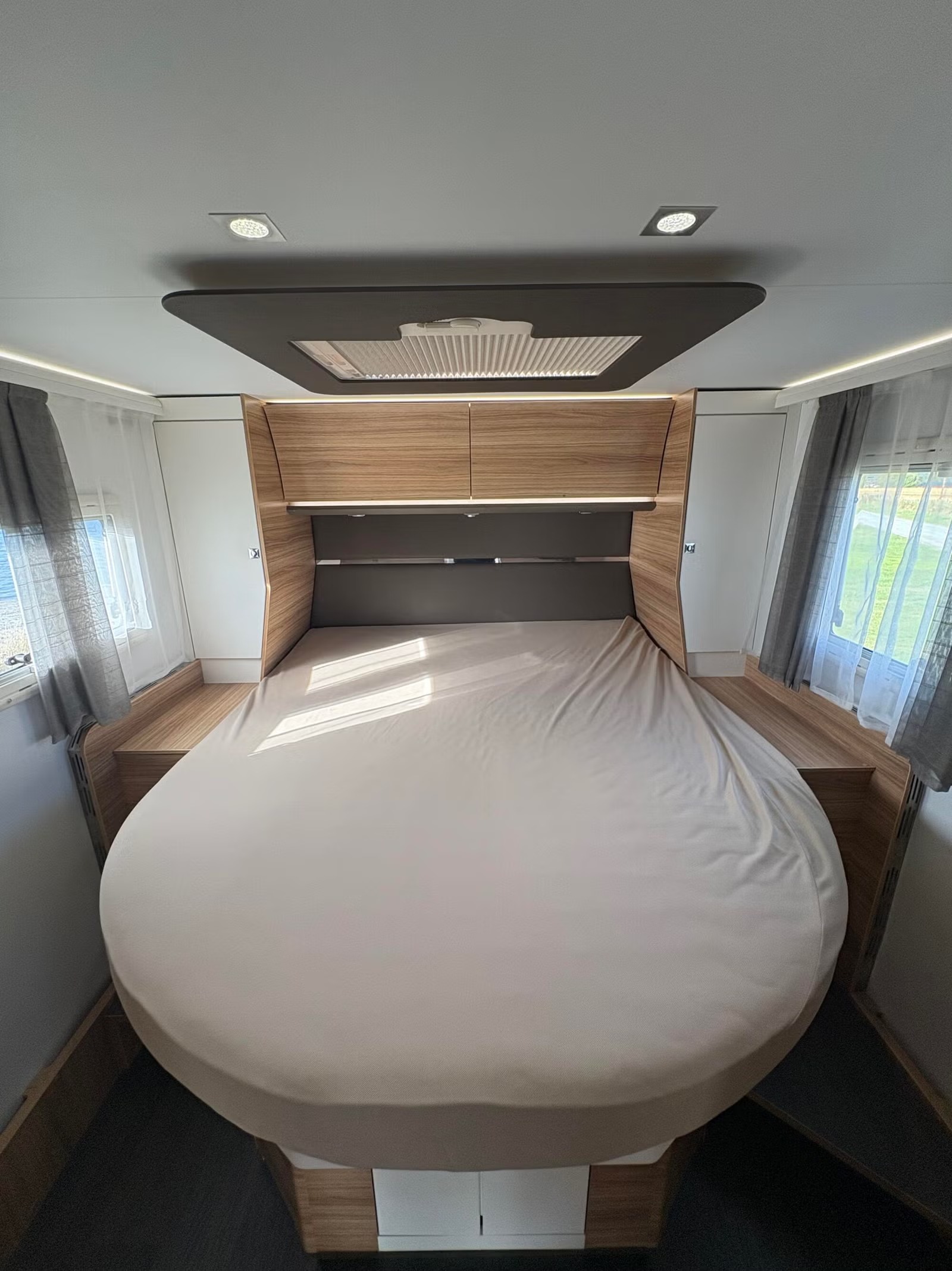 ADRIA SONIC 700 SL PLUS - Image 15