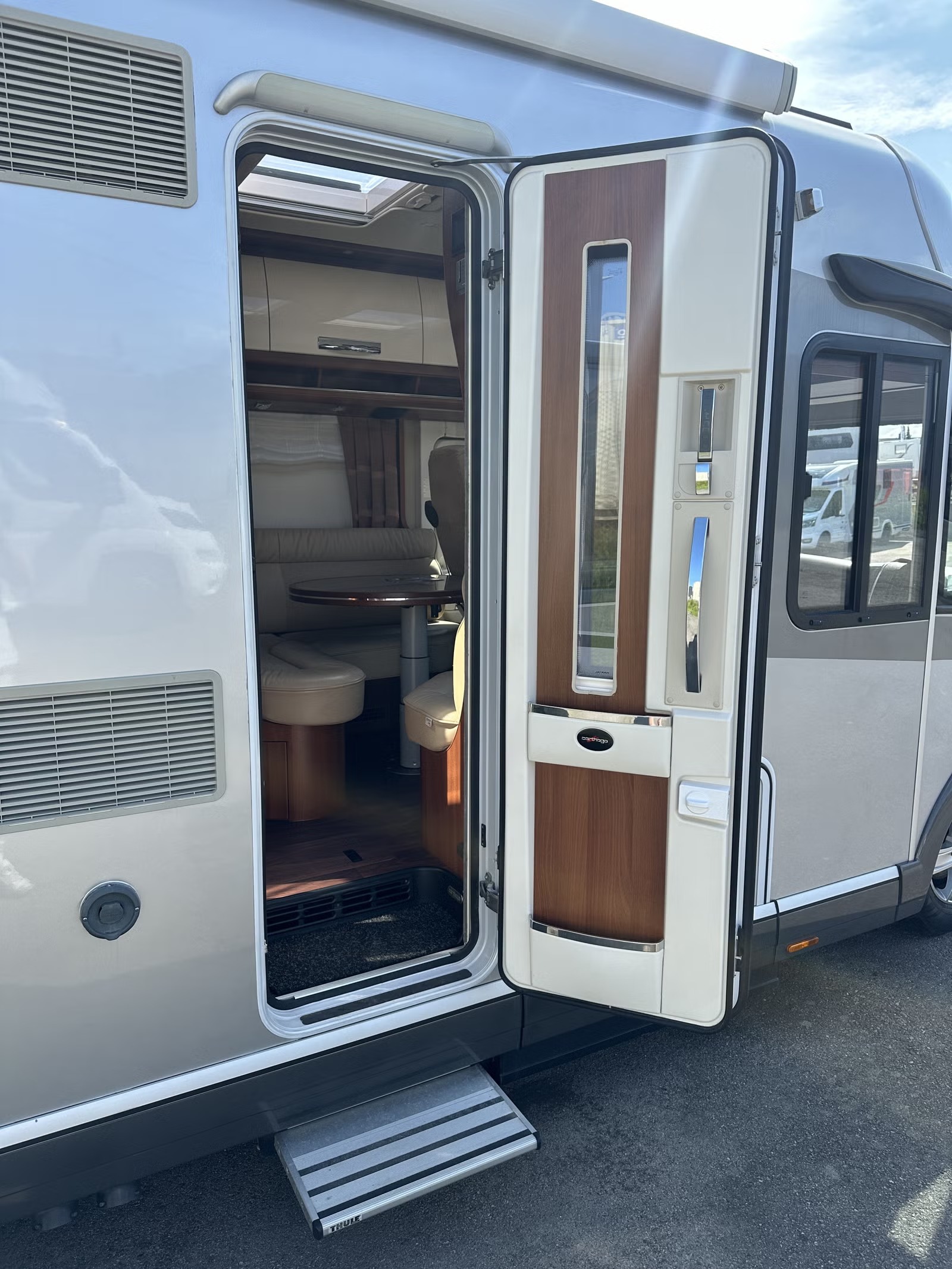 CARTHAGO CHIC E-LINE I 51 QB SUITE - Image 9