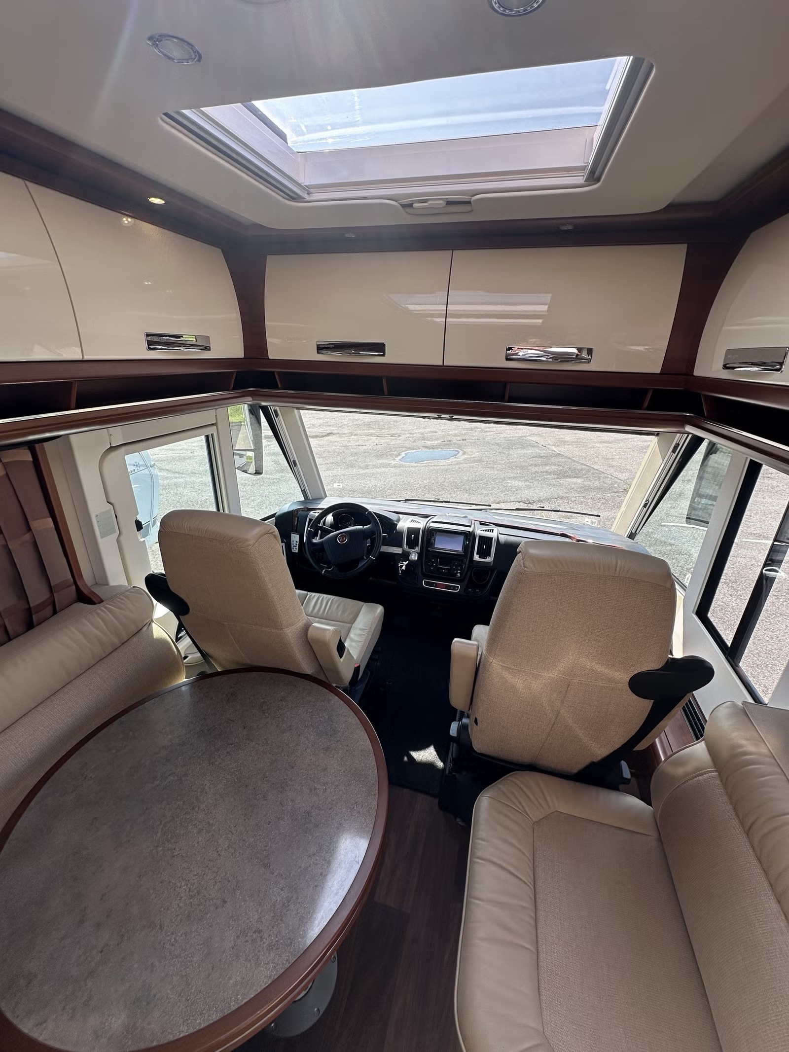 CARTHAGO CHIC E-LINE I 51 QB SUITE - Image 12