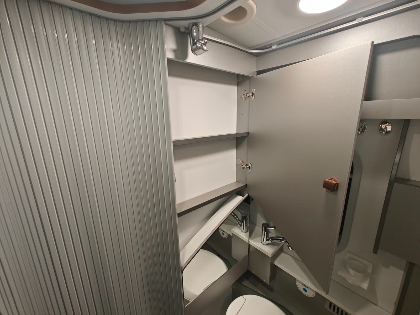 ADRIA TWIN 640 SHX - Image 16