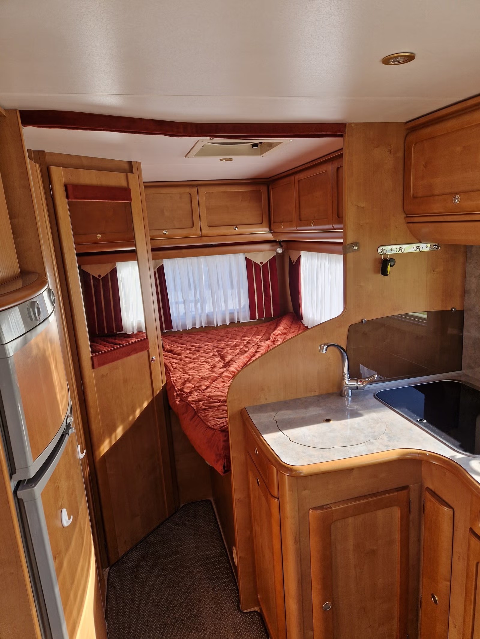 RAPIDO 986 F - Image 19