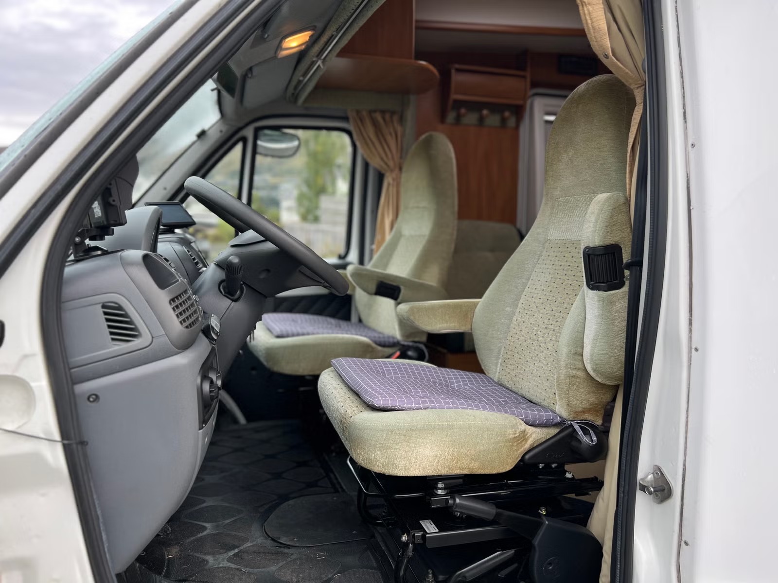 RAPIDO 763 F - Image 7