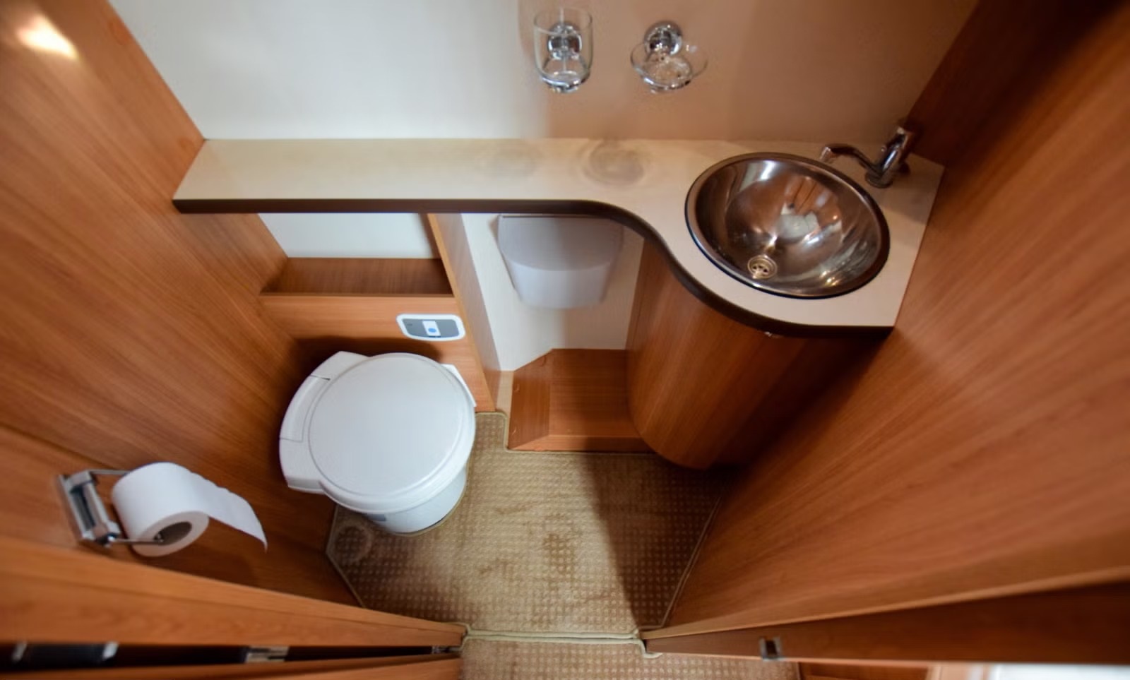 RAPIDO 691 FF - Image 18