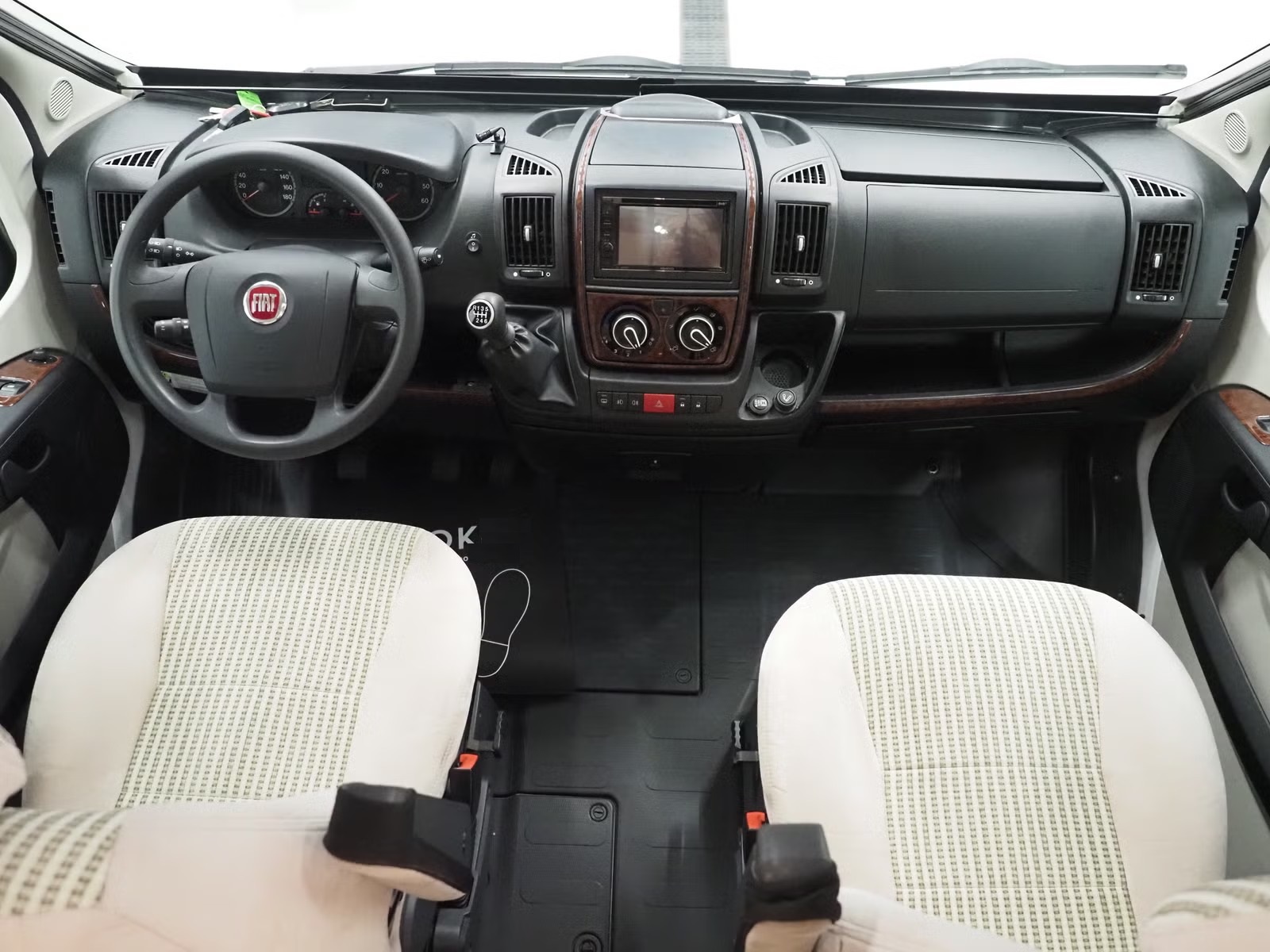 RAPIDO 691 FF - Image 8