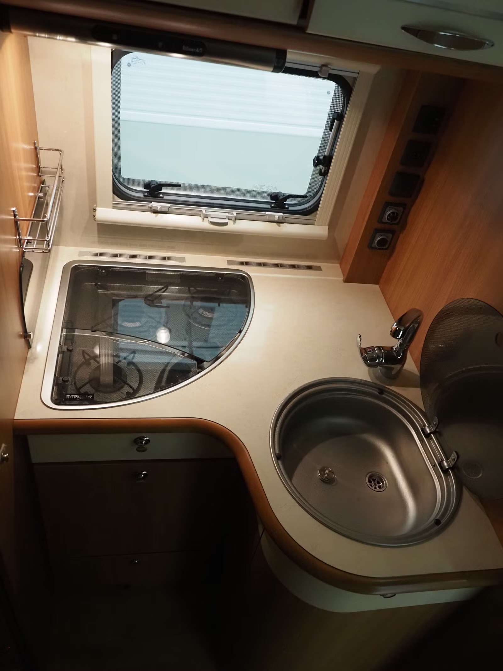 RAPIDO 691 FF - Image 16