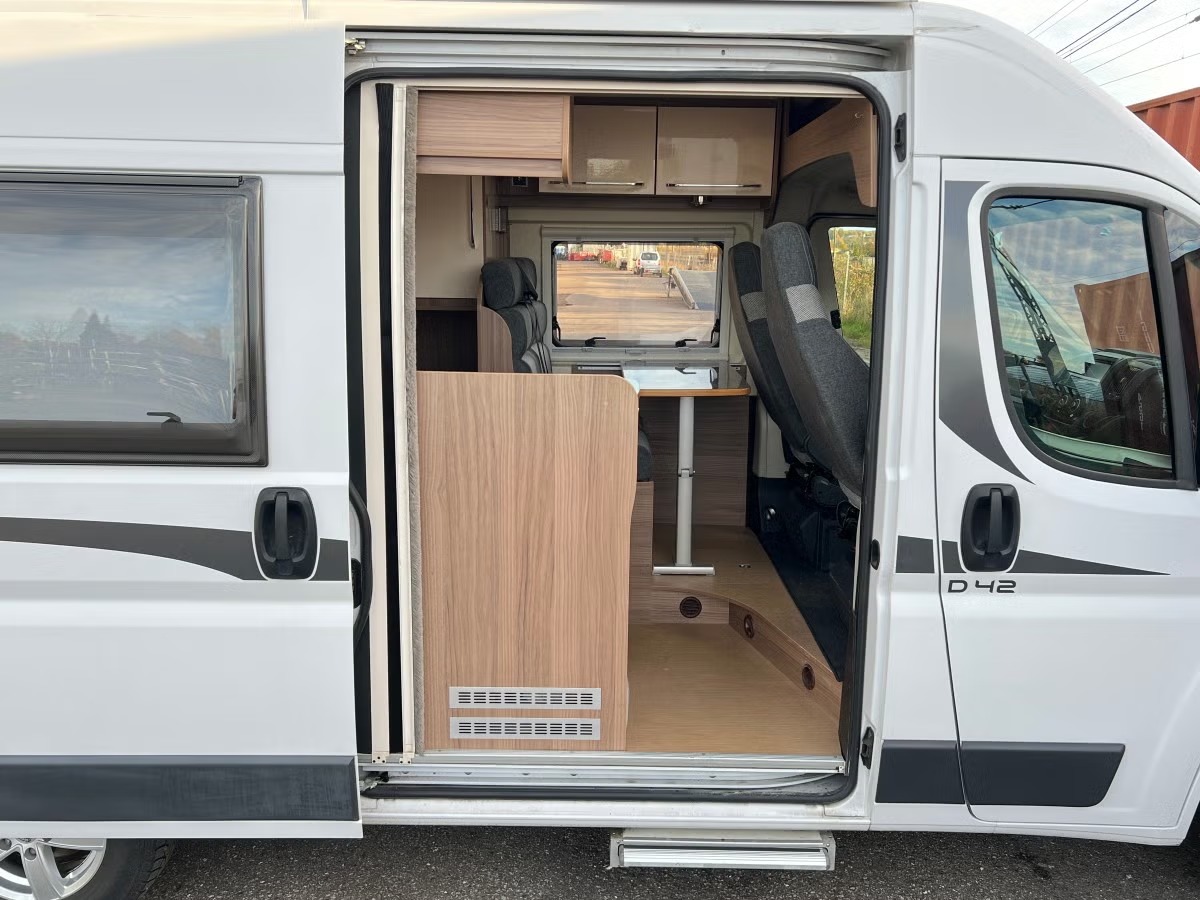 RAPIDO DREAMER D42 - Image 13