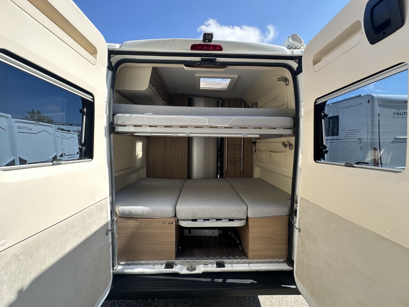 ADRIA TWIN 600 SPT FAMILY 04 COUCHAGES - Image 2