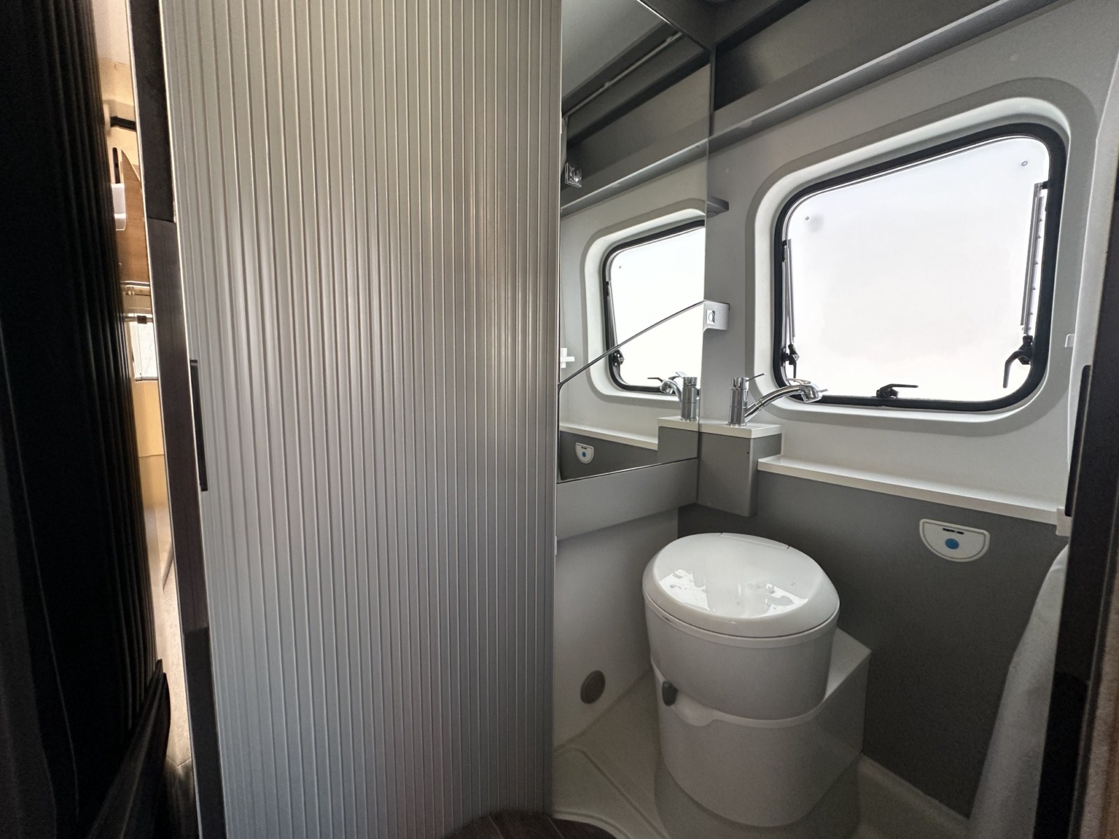 ADRIA TWIN 600 SPT FAMILY 04 COUCHAGES - Image 17