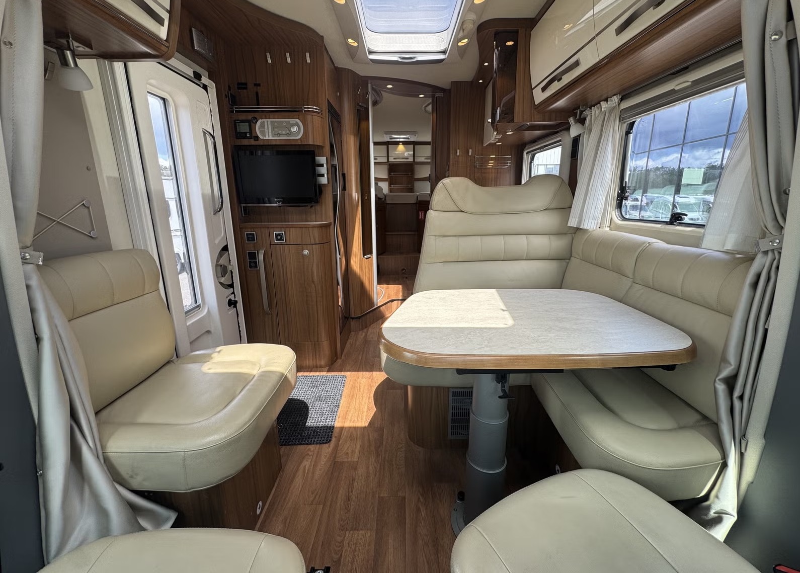 HYMER ML-T 620 - Image 8