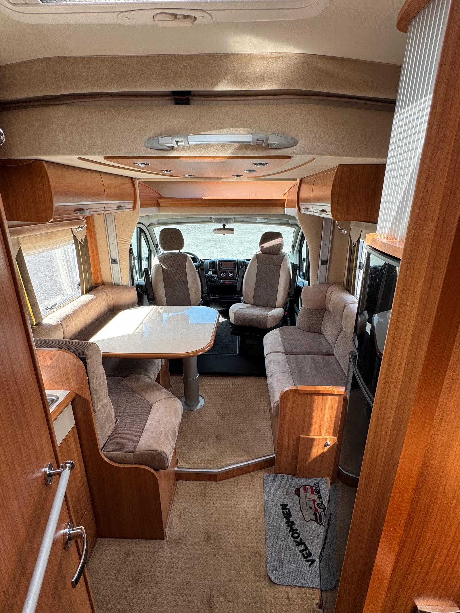 RAPIDO 700FF - Image 8