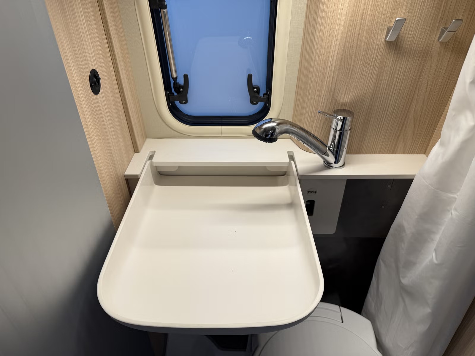 BÜRSTNER C 640 - Image 16