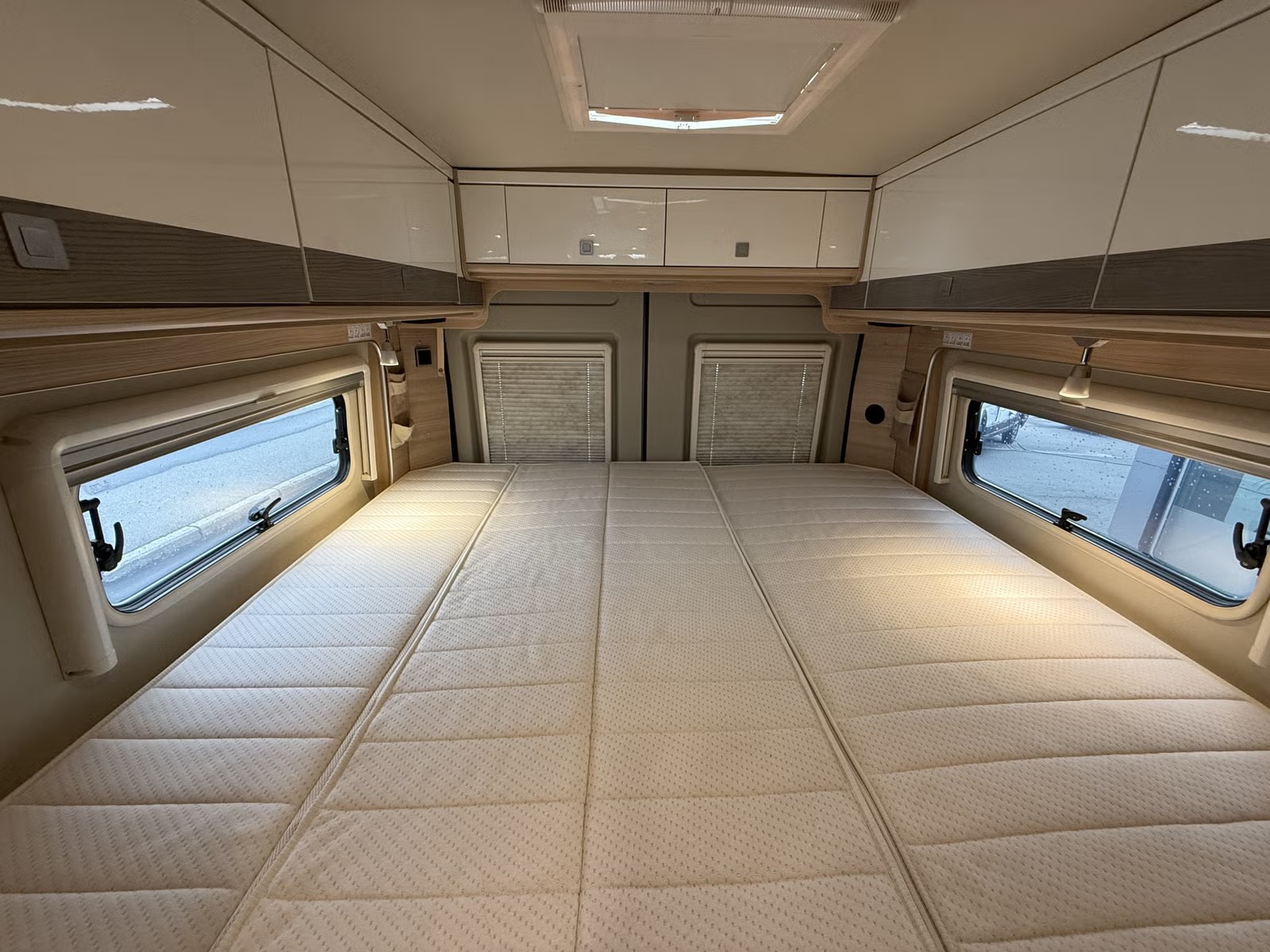 BÜRSTNER C 640 - Image 18