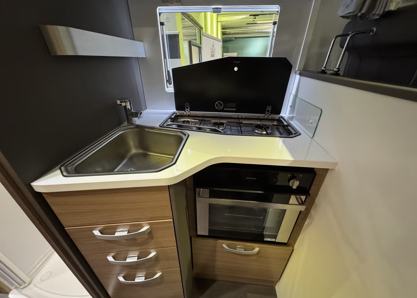 ADRIA MATRIX M 670SL SUPREME - Image 9