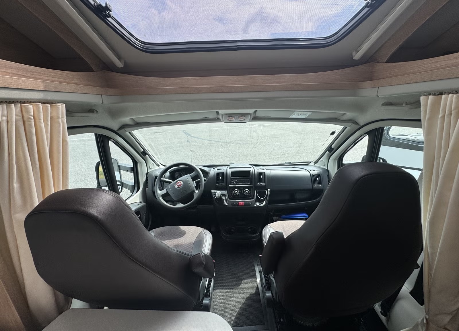 SUNLIGHT T69L - Image 7