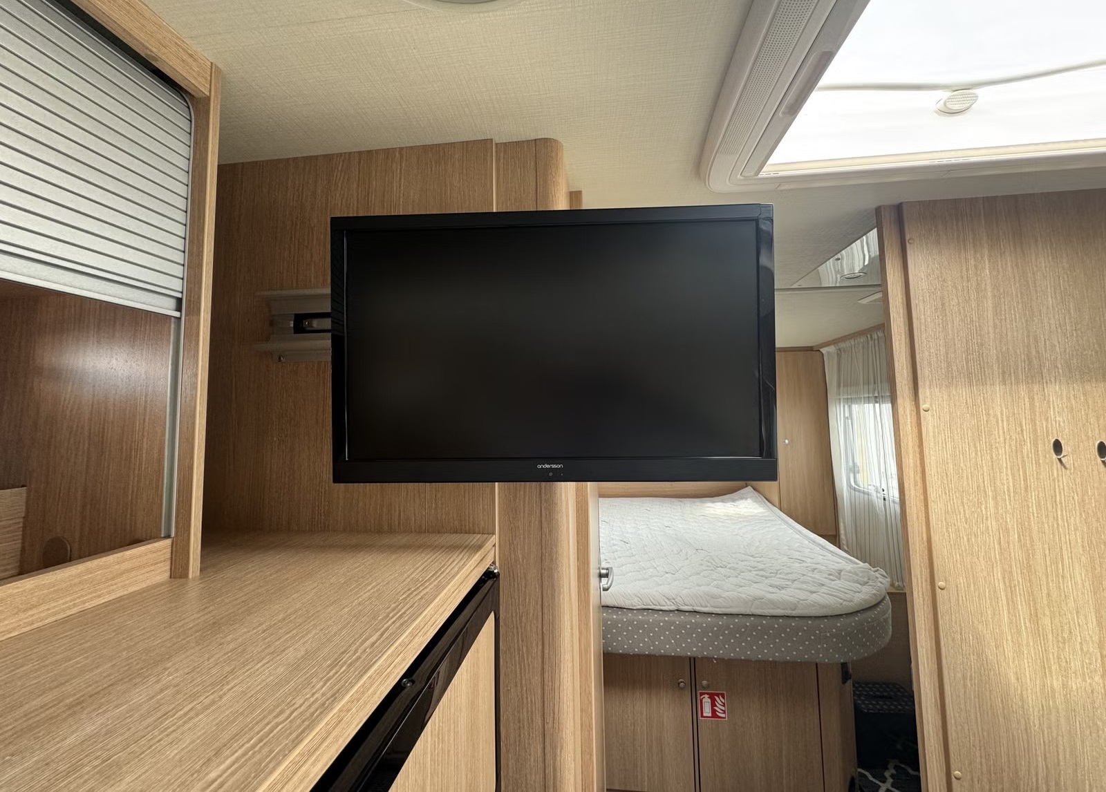 SUNLIGHT T69L - Image 12