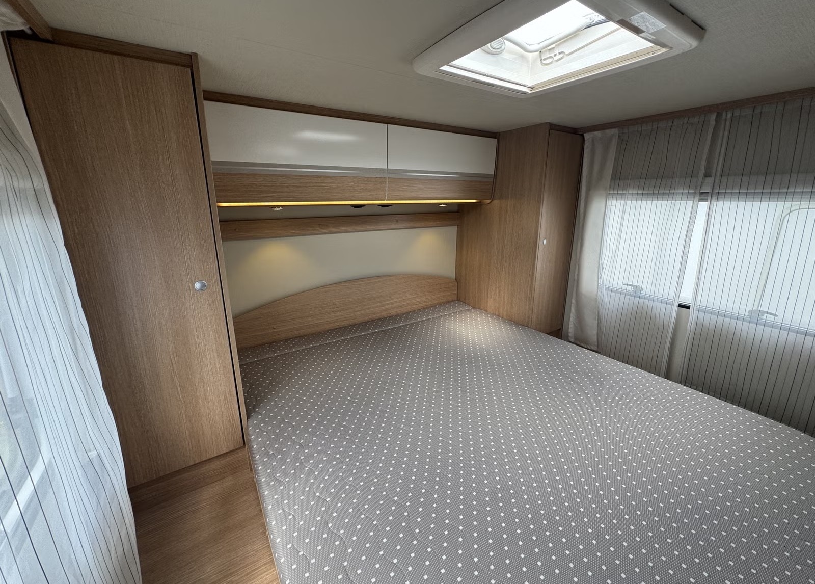 SUNLIGHT T69L - Image 19