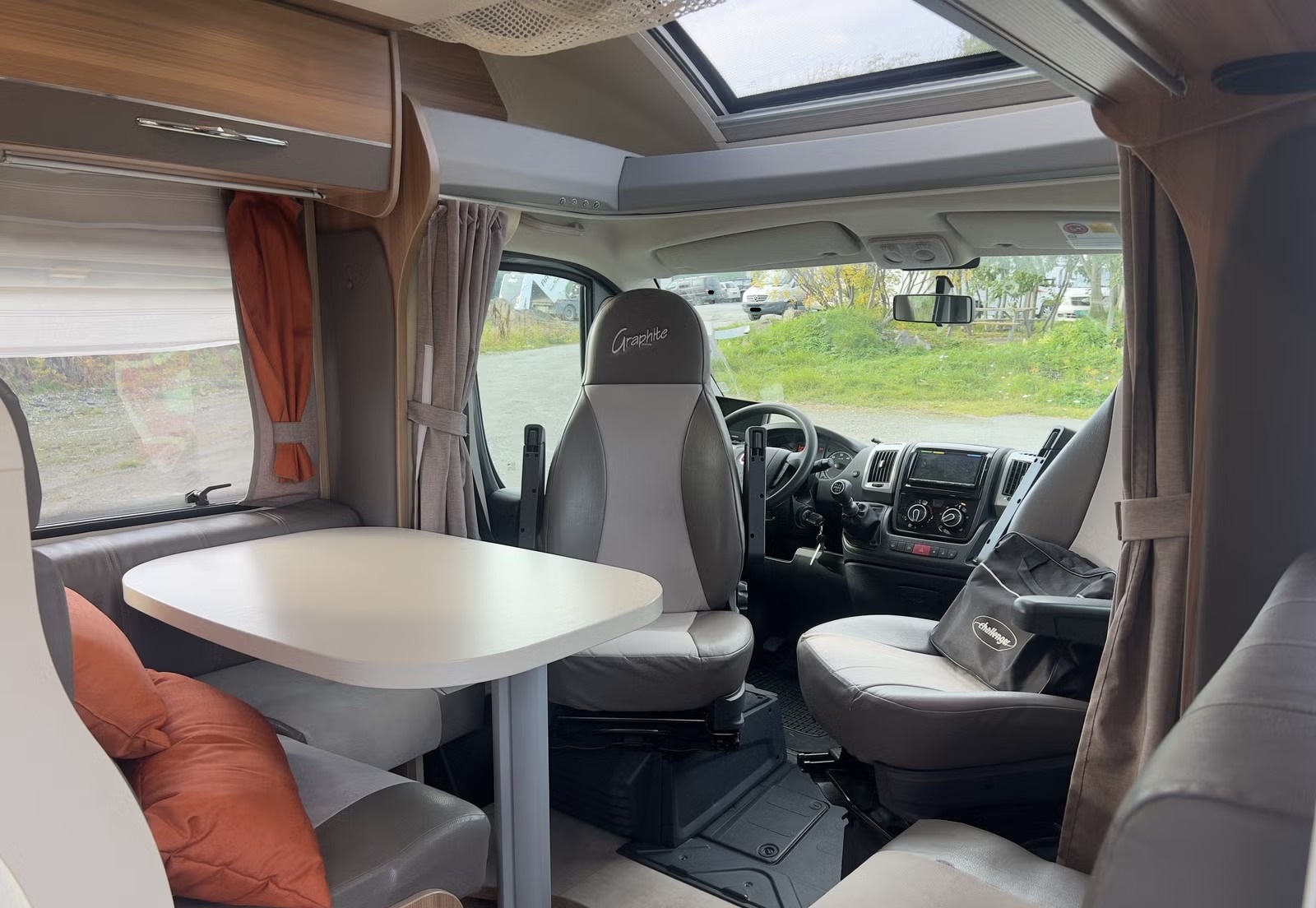 CHALLENGER GRAPHITE 388 EB - Image 10