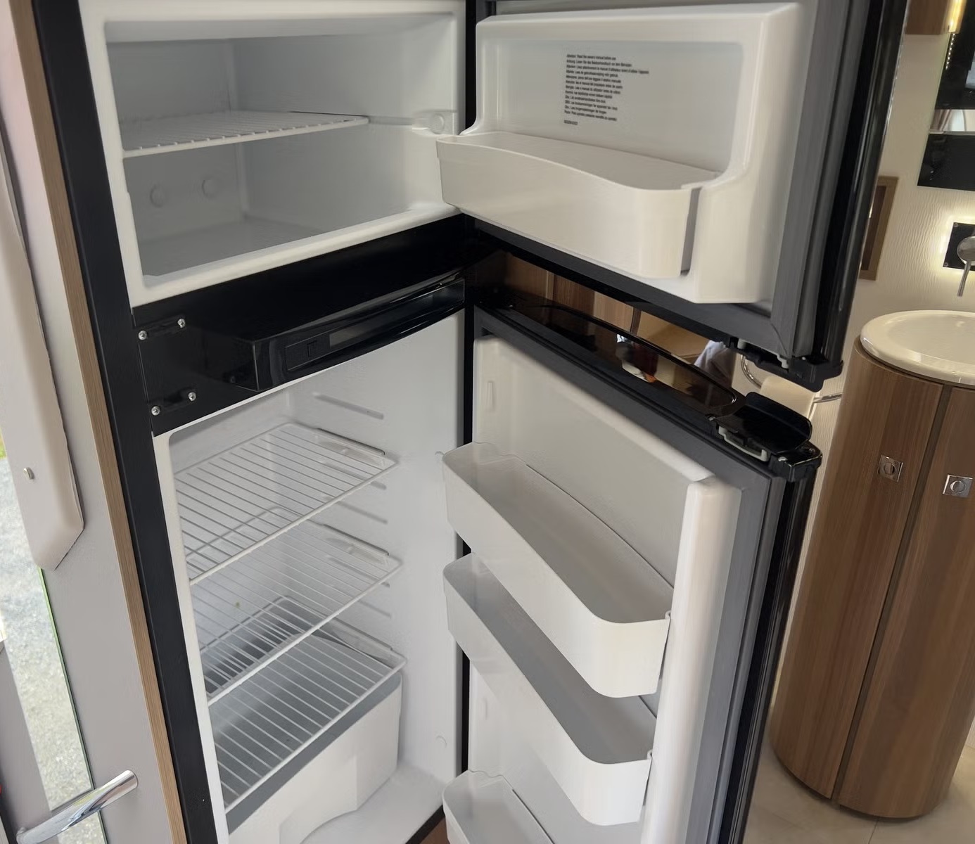 CHALLENGER GRAPHITE 388 EB - Image 13