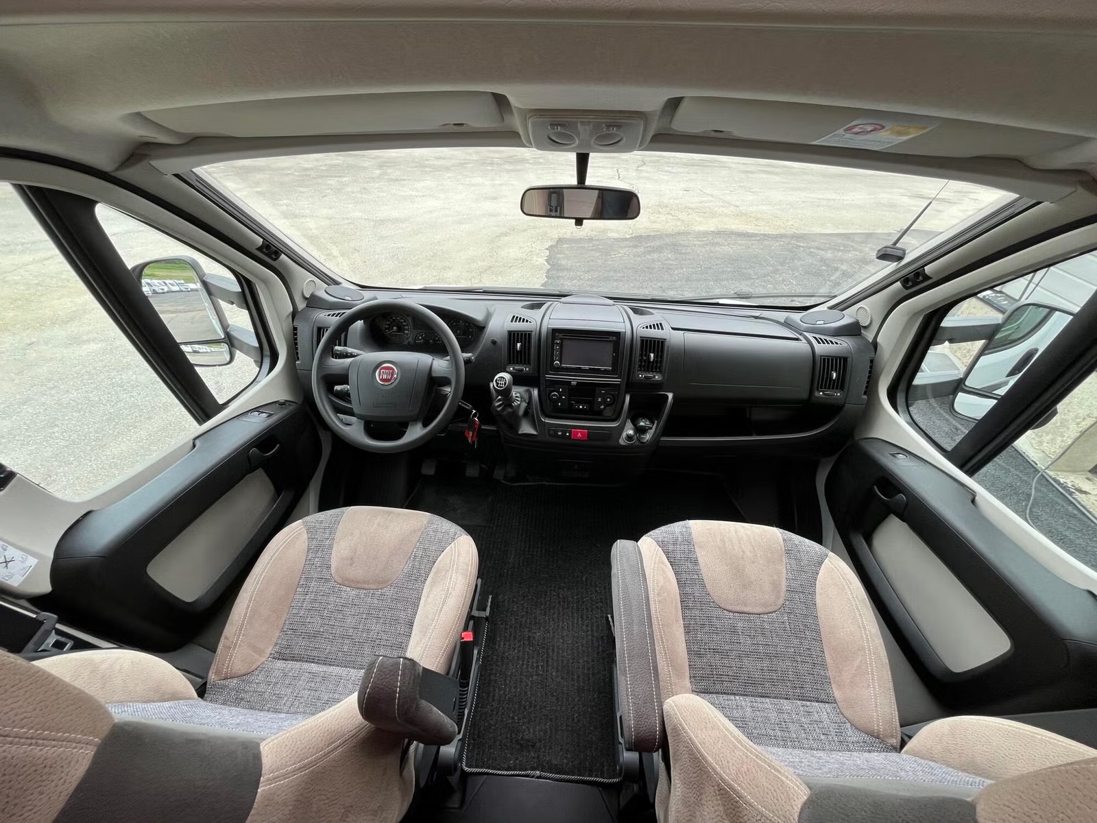 DETHLEFFS MAGIC EDITION T 7151 - Image 6