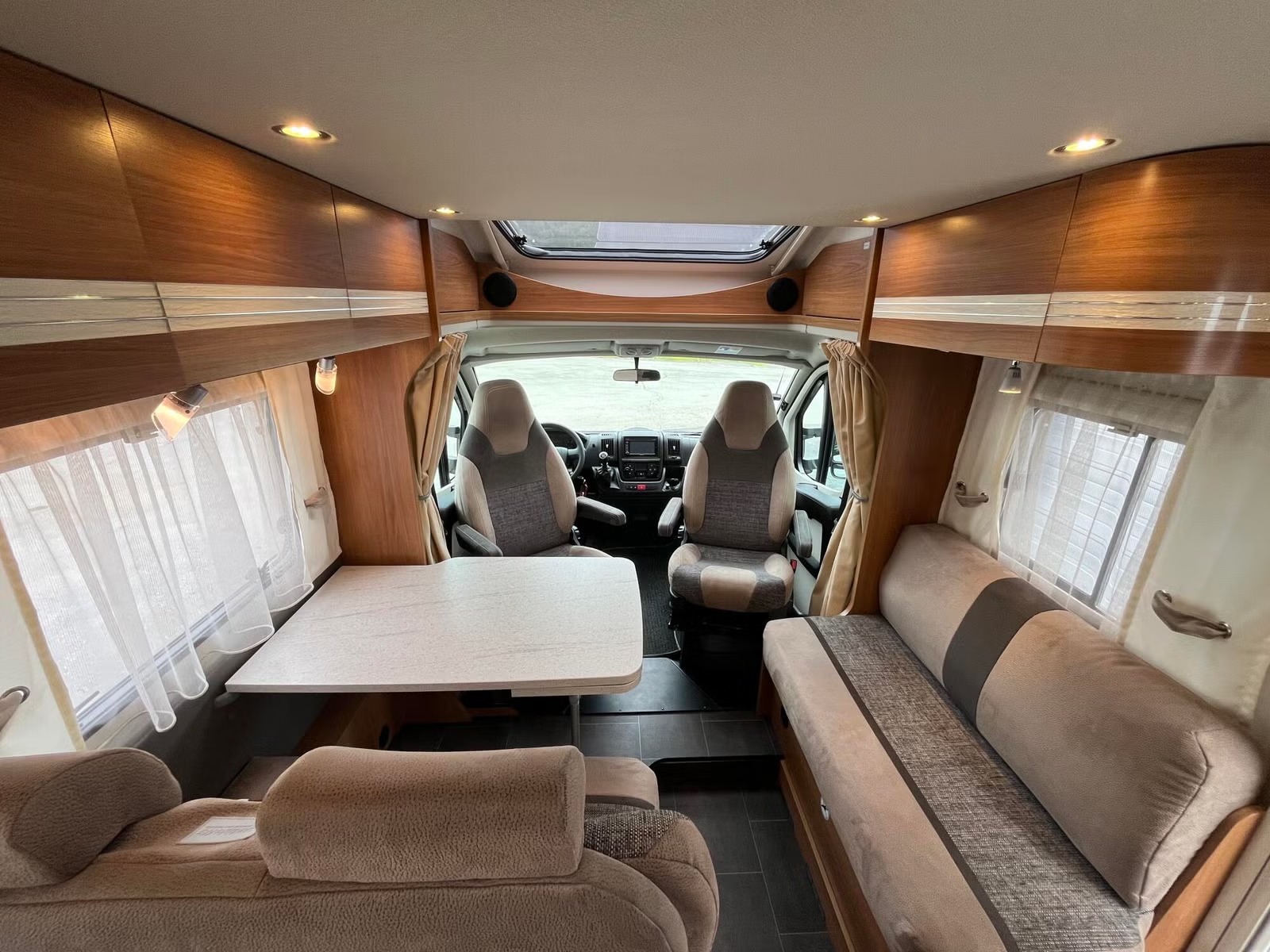 DETHLEFFS MAGIC EDITION T 7151 - Image 8