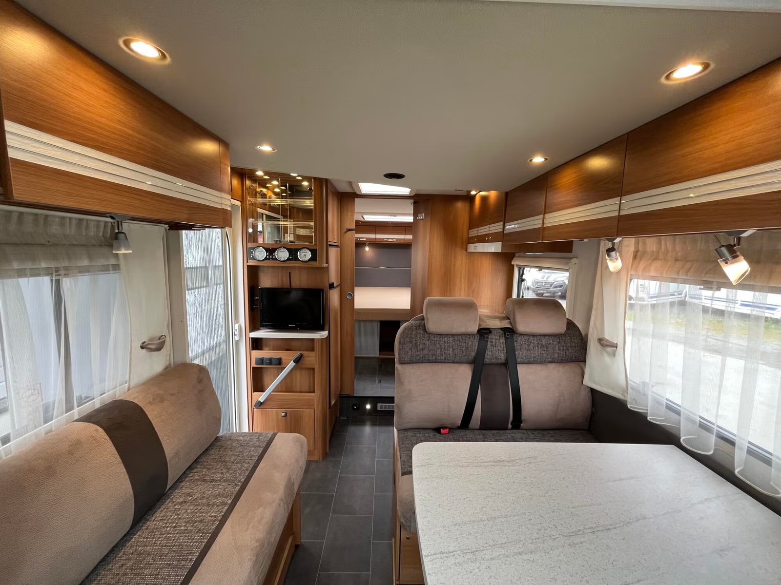 DETHLEFFS MAGIC EDITION T 7151 - Image 10