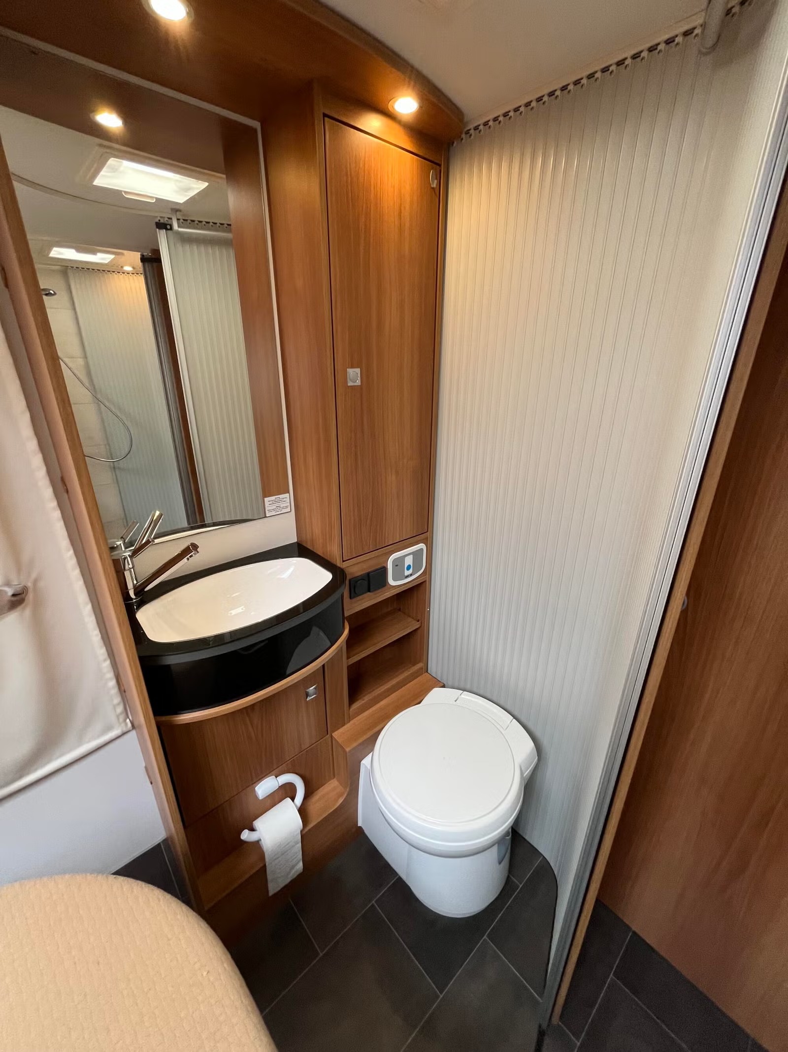 DETHLEFFS MAGIC EDITION T 7151 - Image 15