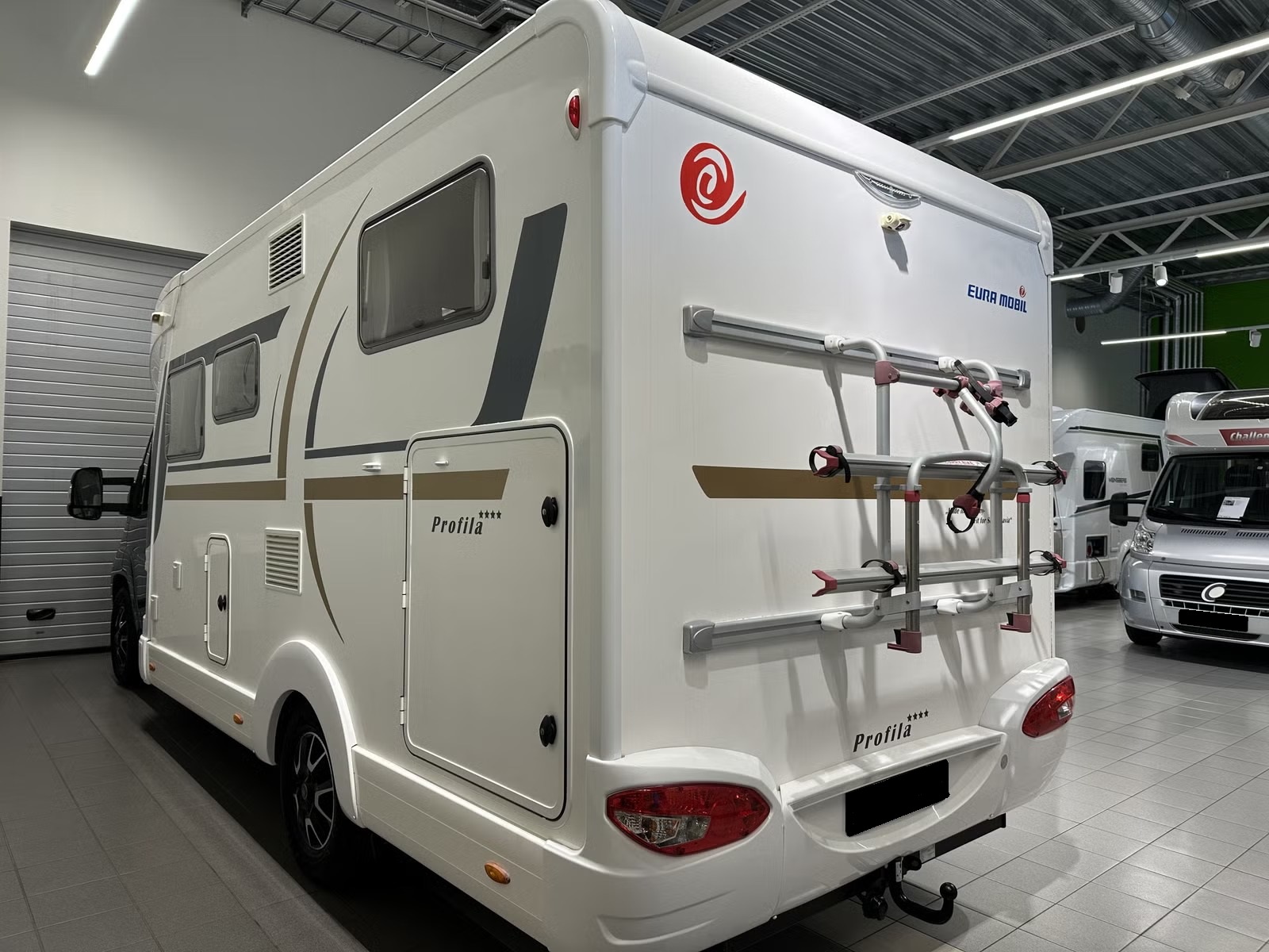 EURA MOBIL PROFILA T 695 EB - Image 3