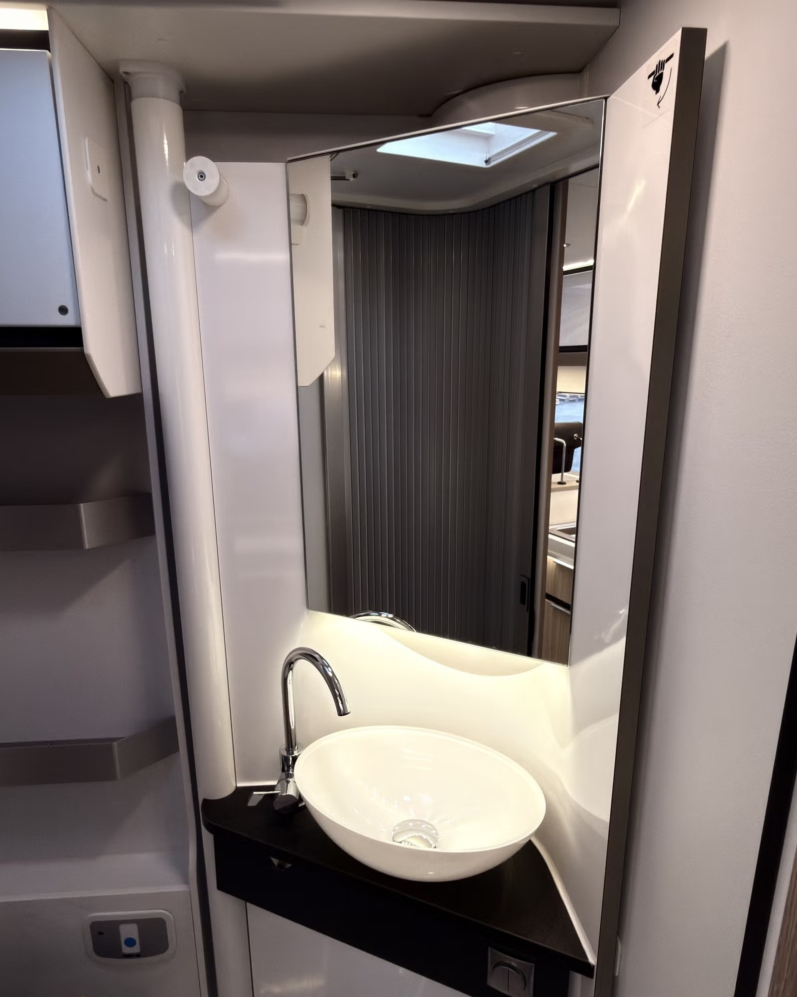 ADRIA COMPACT SUPREME DL - Image 13