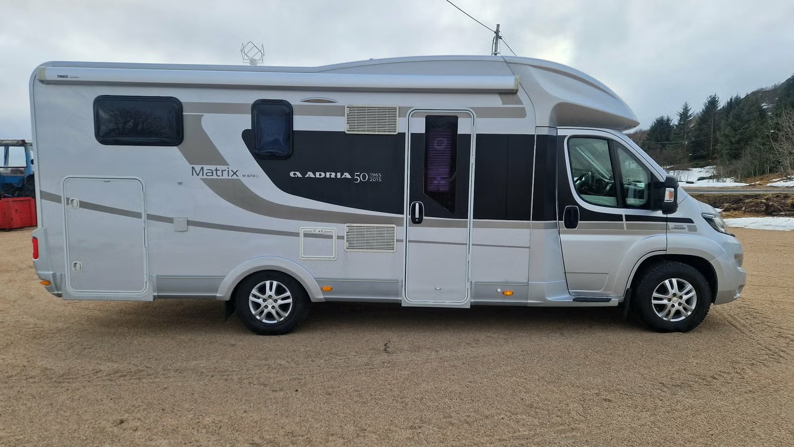 ADRIA MATRIX 670 SL 50 Y - Image 5