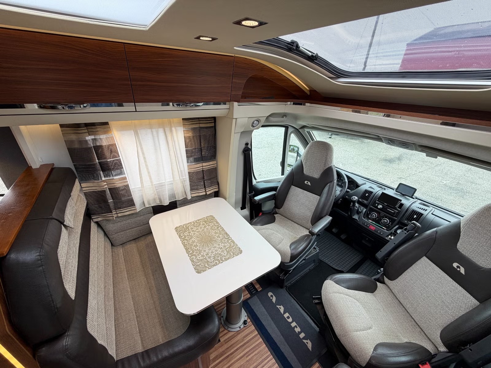 ADRIA CORAL S 690 SC - Image 7
