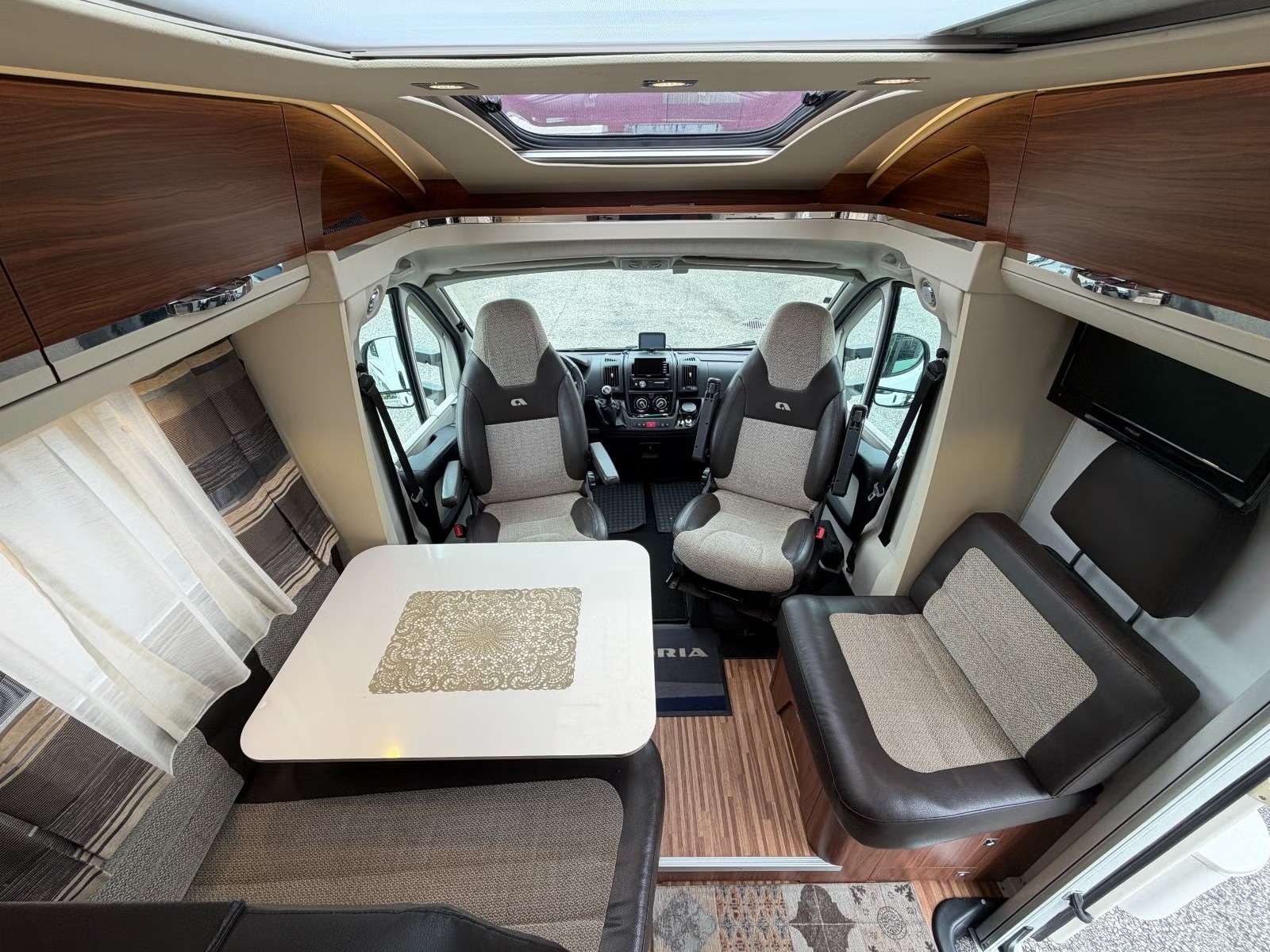 ADRIA CORAL S 690 SC - Image 9