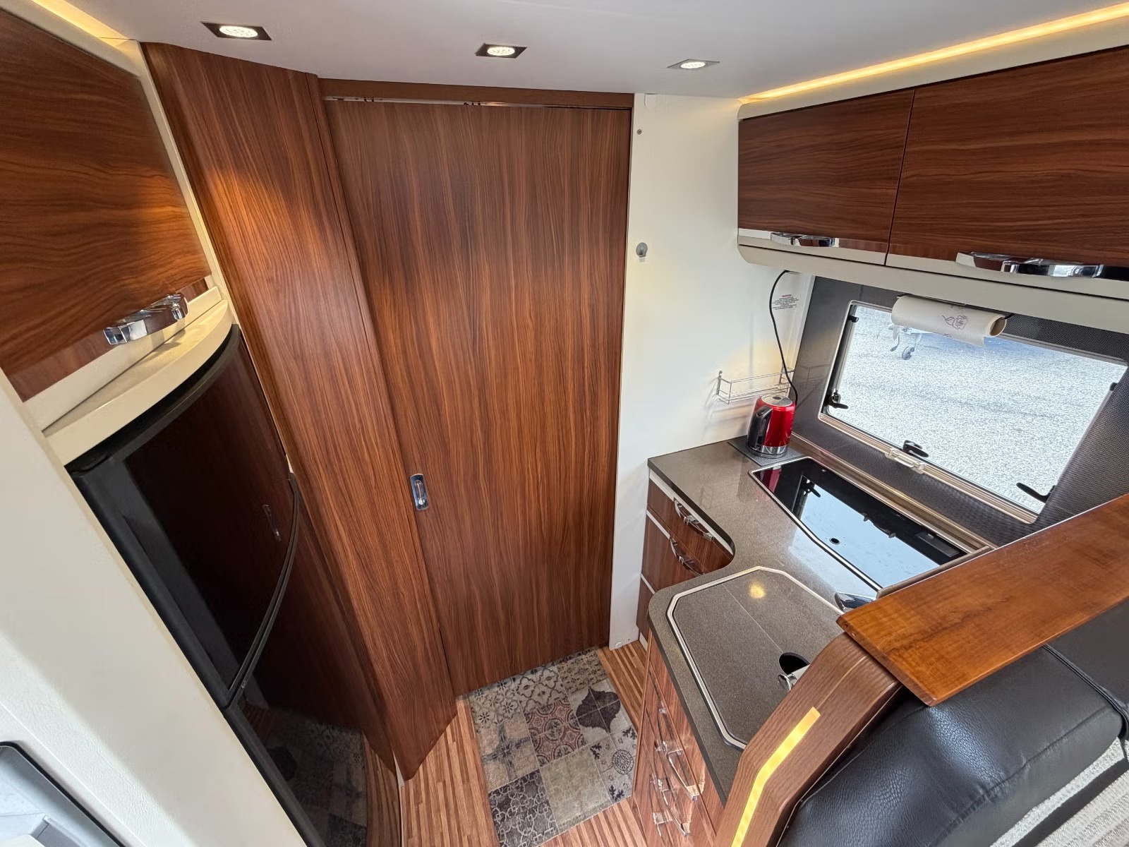 ADRIA CORAL S 690 SC - Image 13