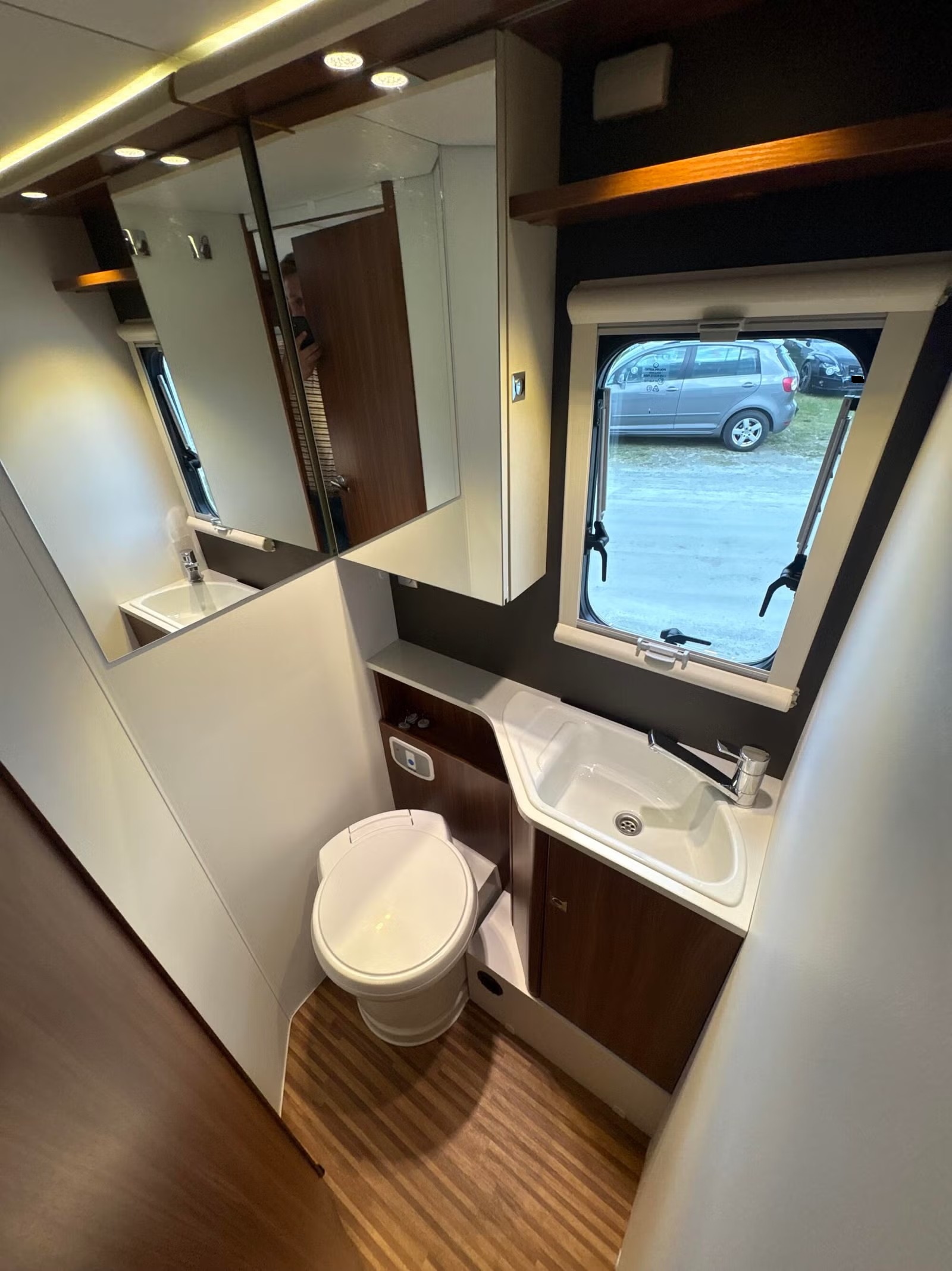 ADRIA MATRIX M 670 SL - Image 14