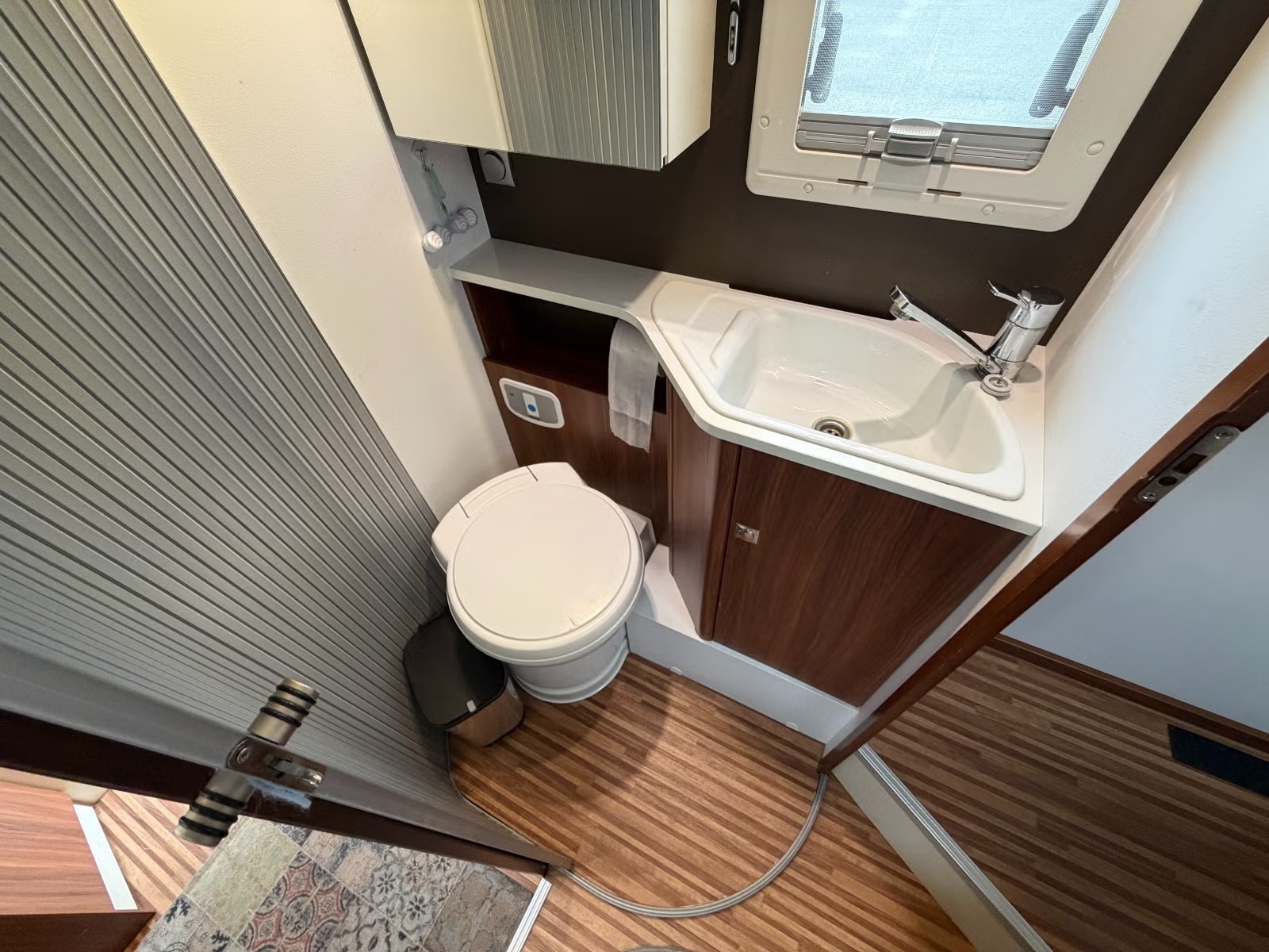 ADRIA CORAL S 690 SC - Image 18