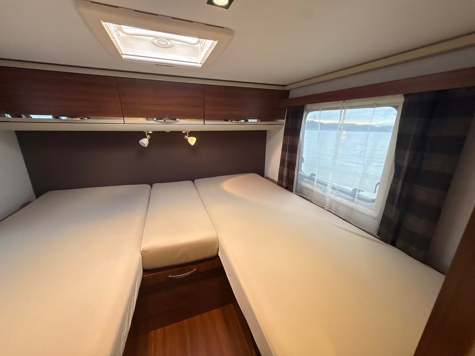 ADRIA MATRIX M 670 SL - Image 18