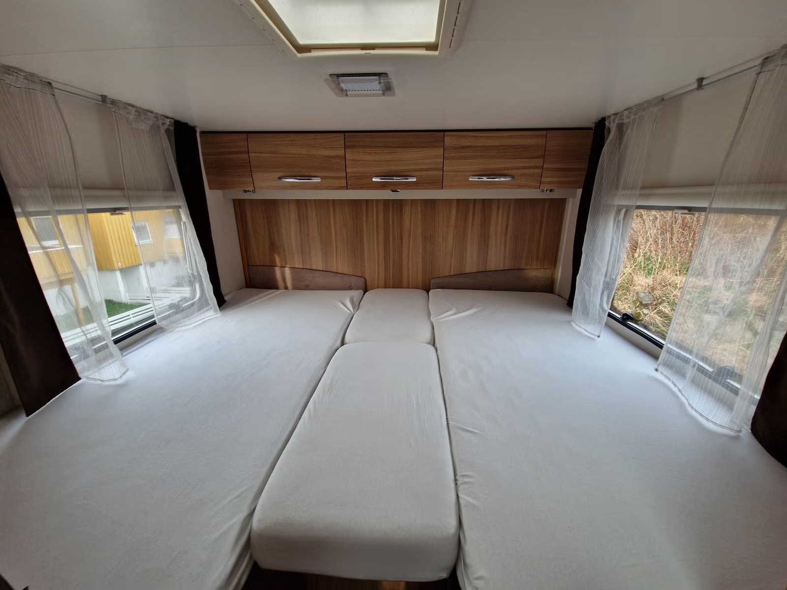 CHALLENGER GENESIS 54 M12 - Image 13