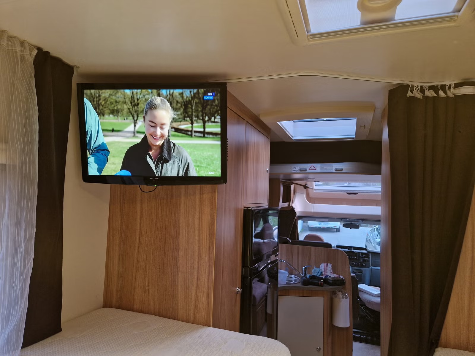 CHALLENGER GENESIS 54 M12 - Image 15