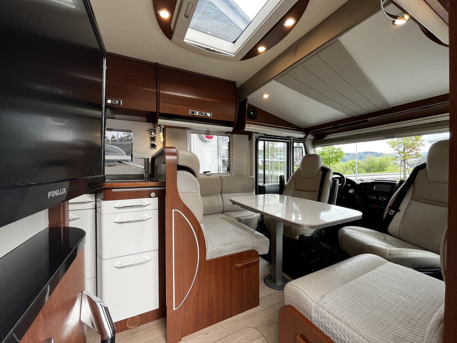 RAPIDO S8 EXCLUSIVITE - Image 18