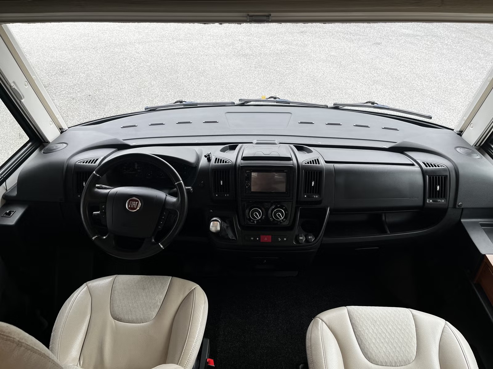 RAPIDO S8 EXCLUSIVITE - Image 19