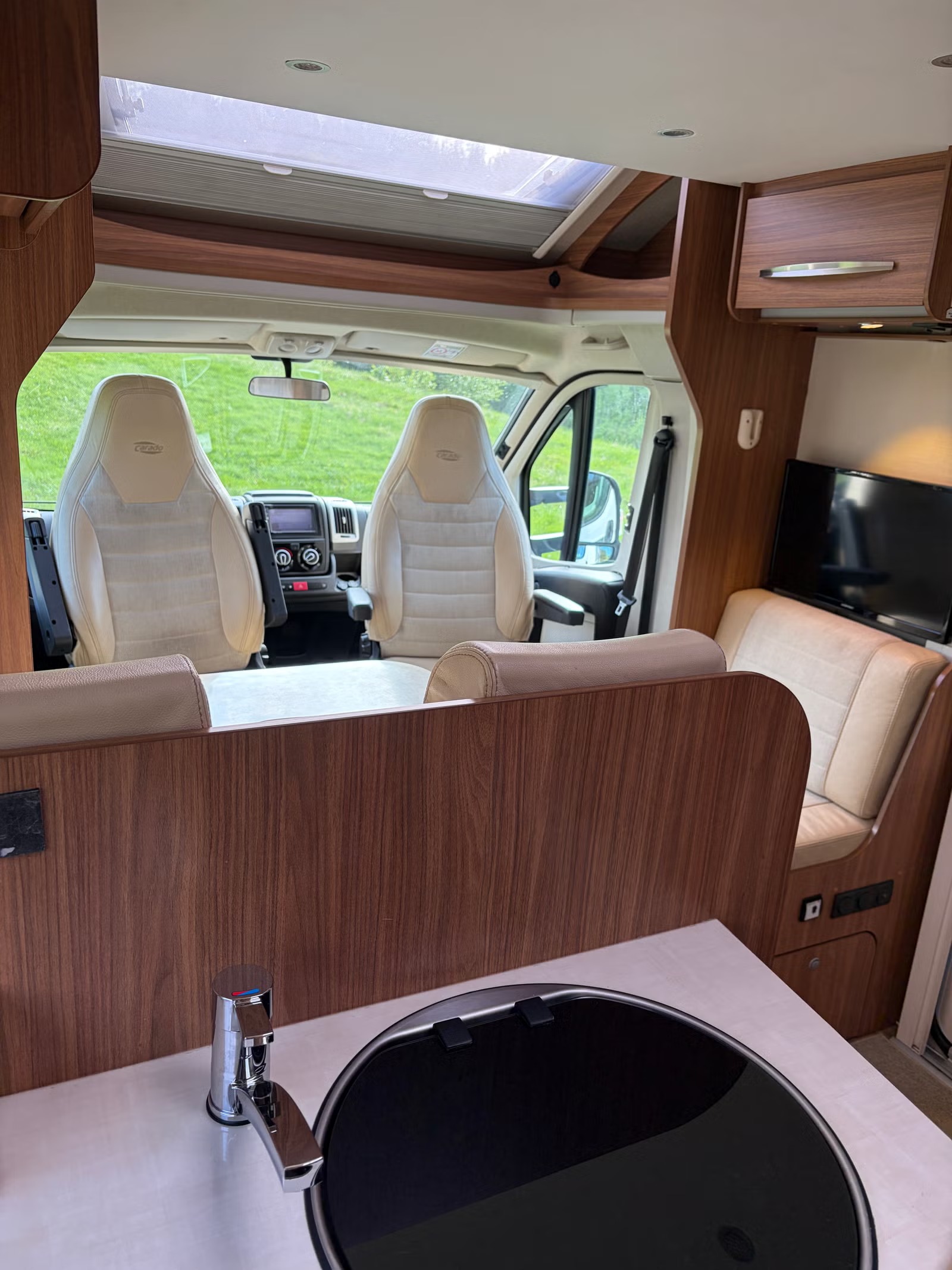 CARADO T447 - Image 8