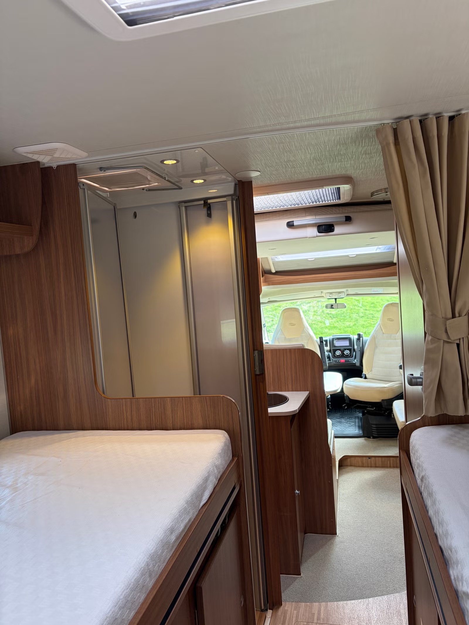 CARADO T447 - Image 19